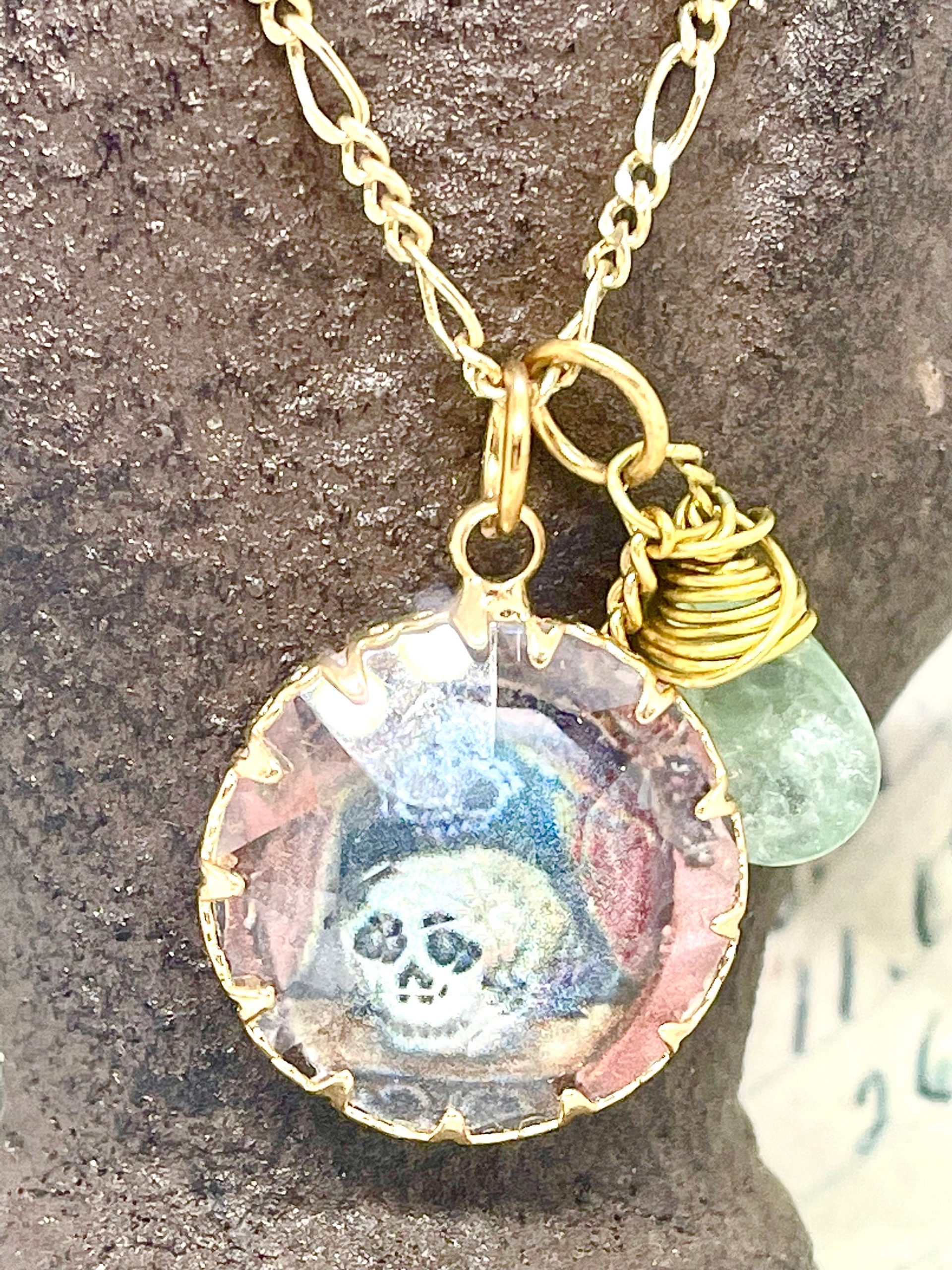 Gothic Memento Mori Quartz Crystal Skull Necklace: Aquamarine Pendant - Image 3