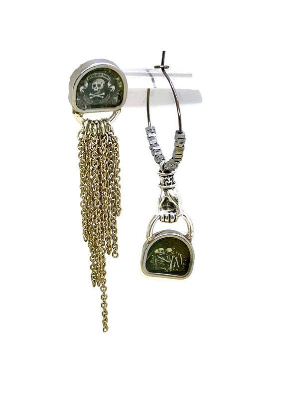 Asymmetrical Tombstone Earrings: Memento Mori Mourning Jewelry - Image 8