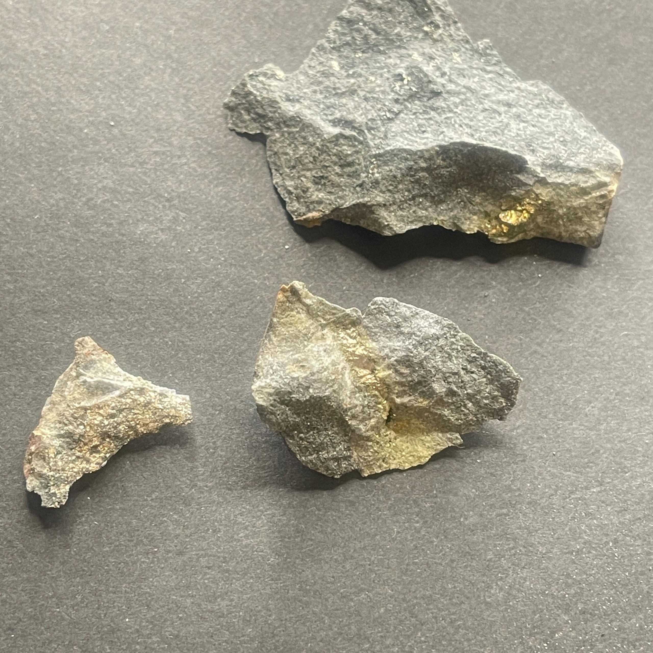 Sierra Foothills Gold Specimen Lot - Quartz & Gold Ore - Image 2