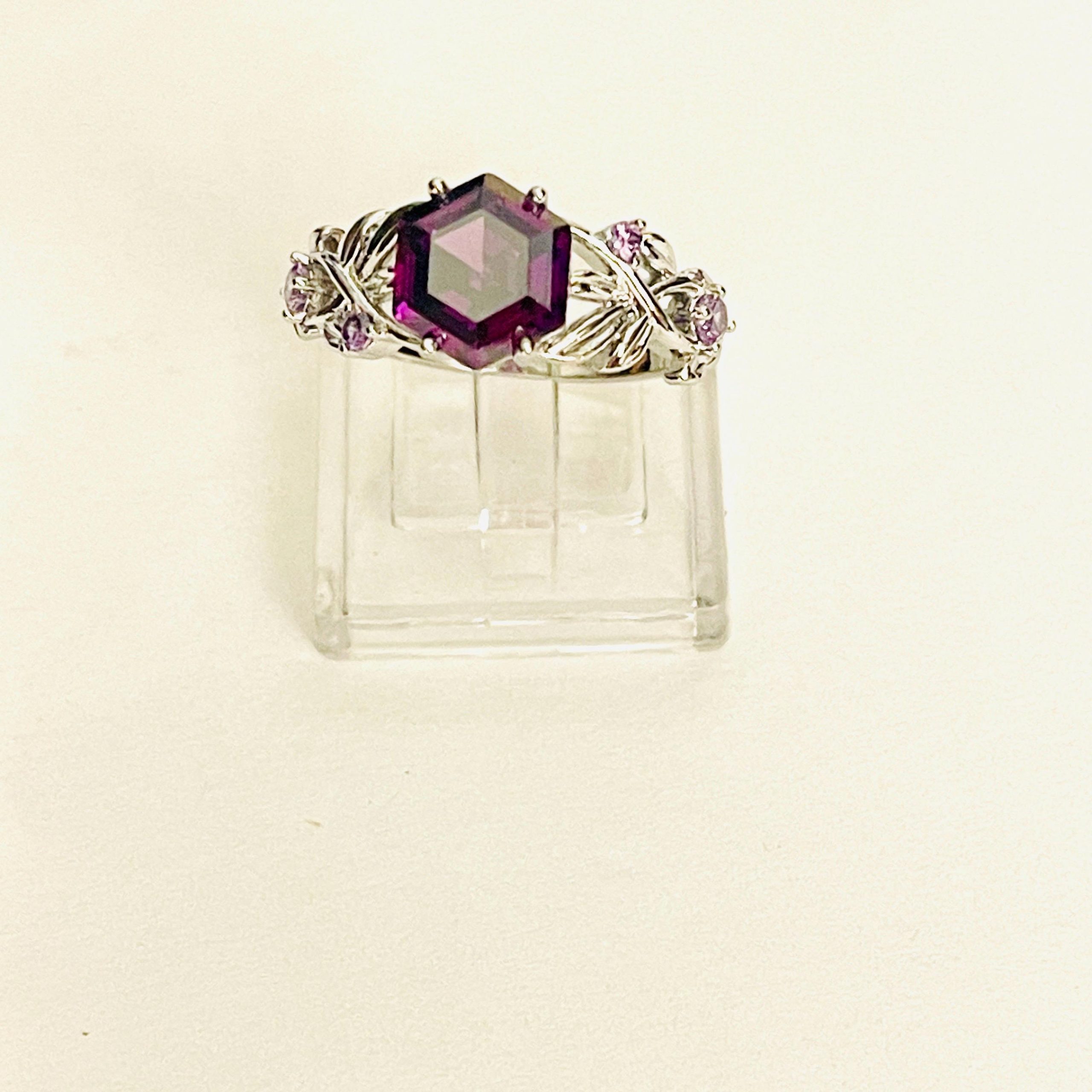 Vintage Purple Hexagon Gemstone Ring - Silver Fairytale Style - Image 3