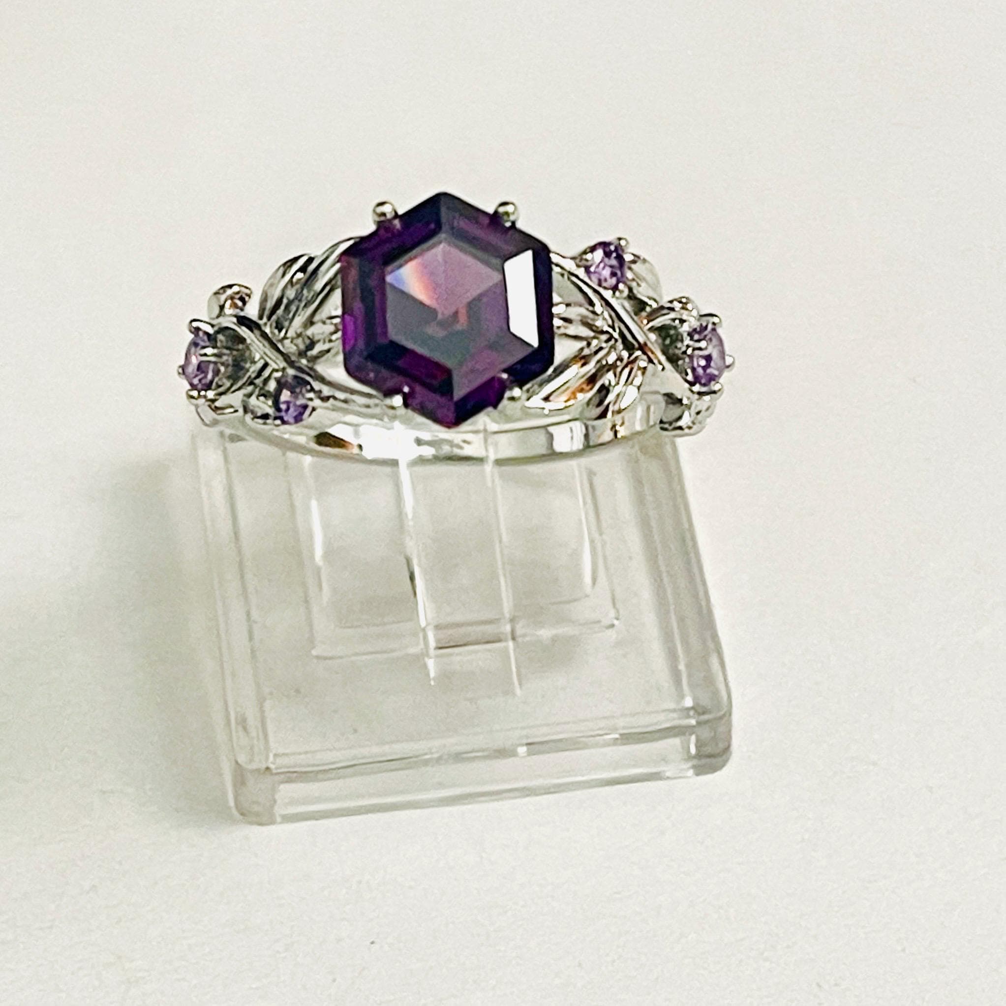 Vintage Purple Hexagon Gemstone Ring - Silver Fairytale Style
