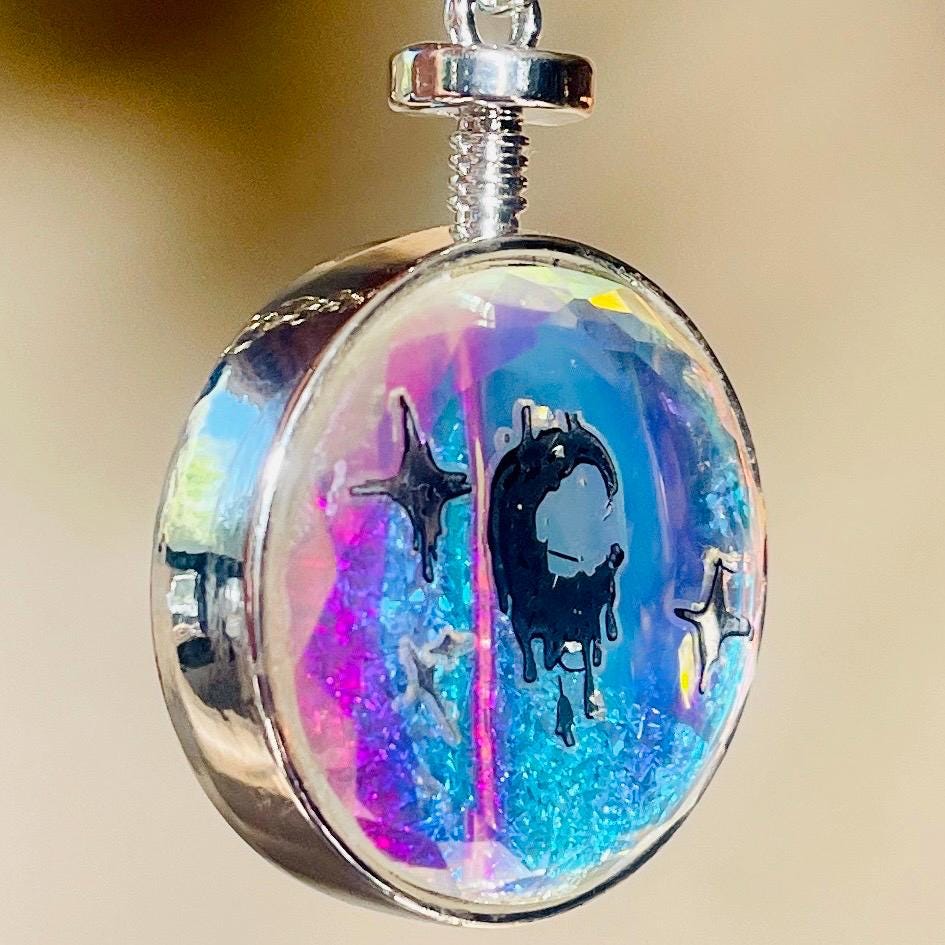 Handmade Glass Memorial Locket: Diamond Shaker Crystal Pendant, Moon & Stars - Image 3
