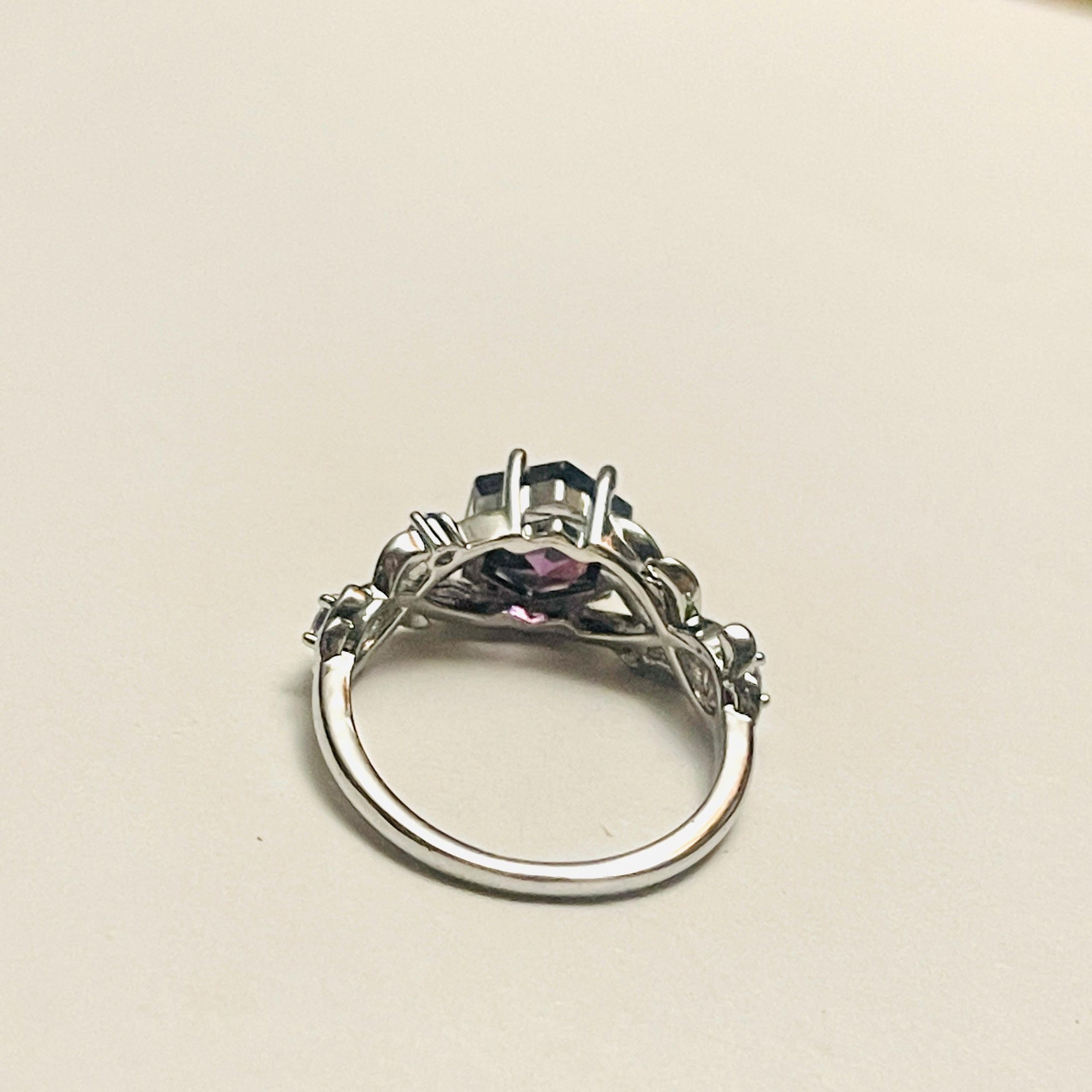 Vintage Purple Hexagon Gemstone Ring - Silver Fairytale Style - Image 6