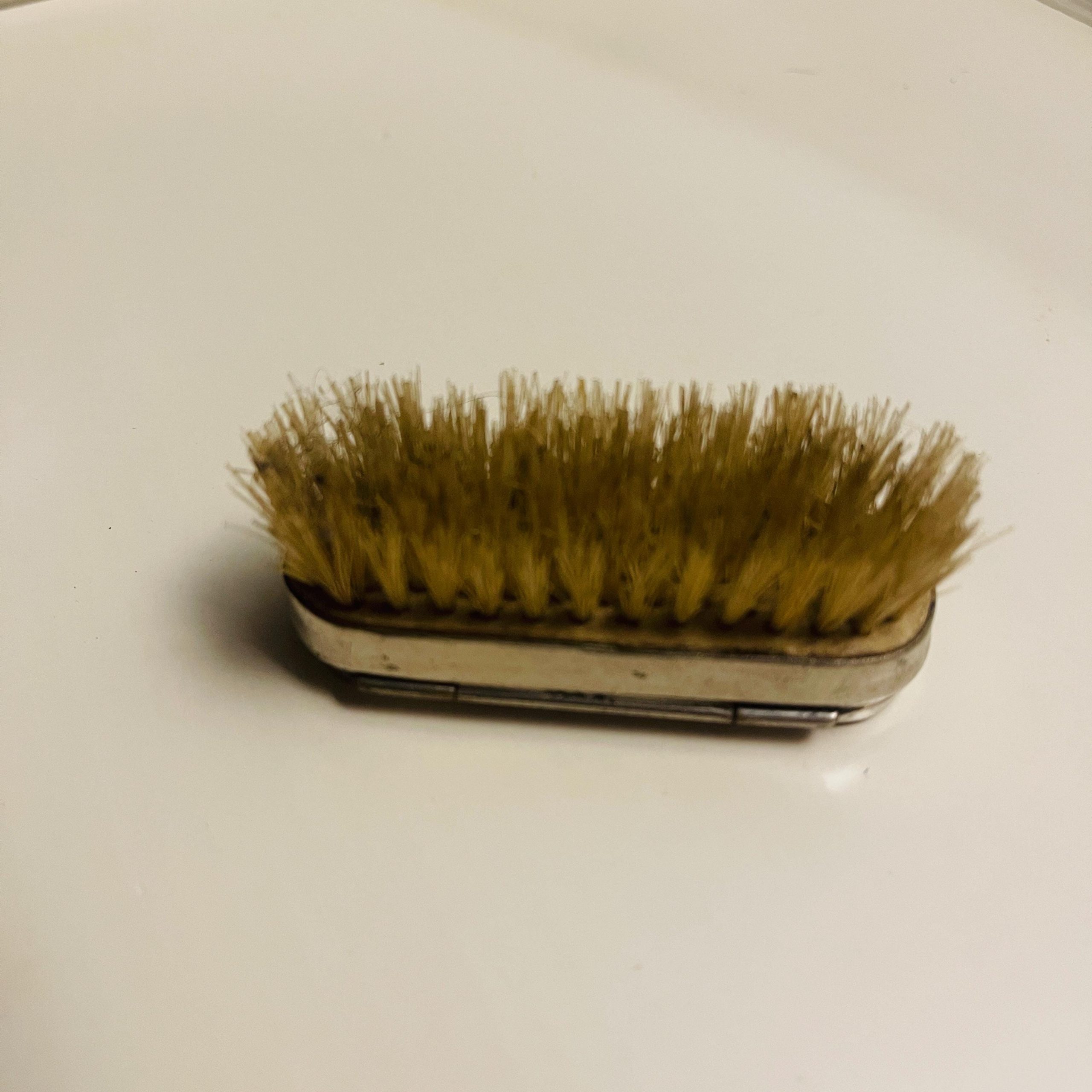 Victorian Moss Agate Moustache Brush Set with Engraved Mirror Vanity Box - Image 10