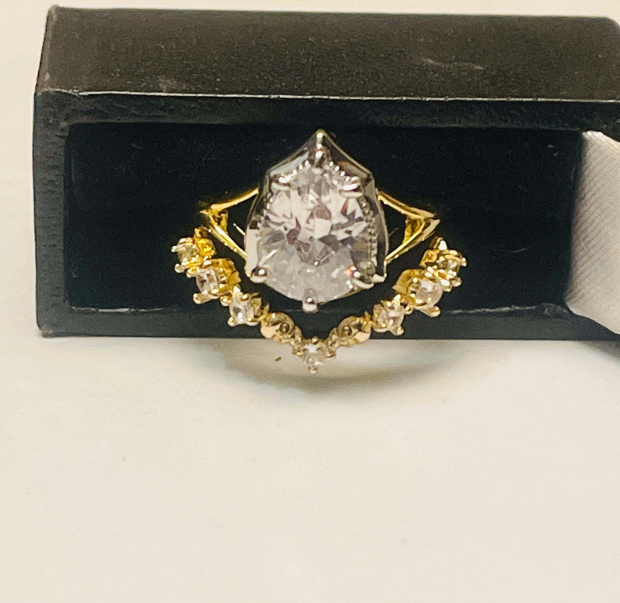 Victorian Button Bezel Gothic Skull Engagement Ring: Pear Stone, 18kt Gold over Silver - Image 5