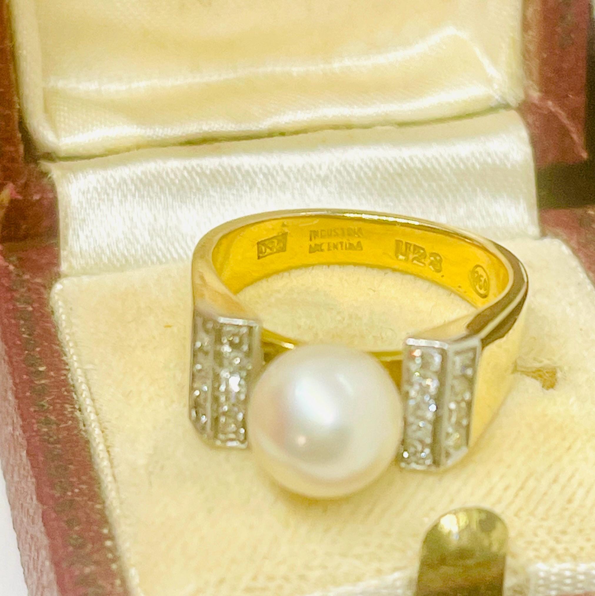 Vintage 18k Yellow Gold Pearl Diamond Ring - Size 6 - Image 4