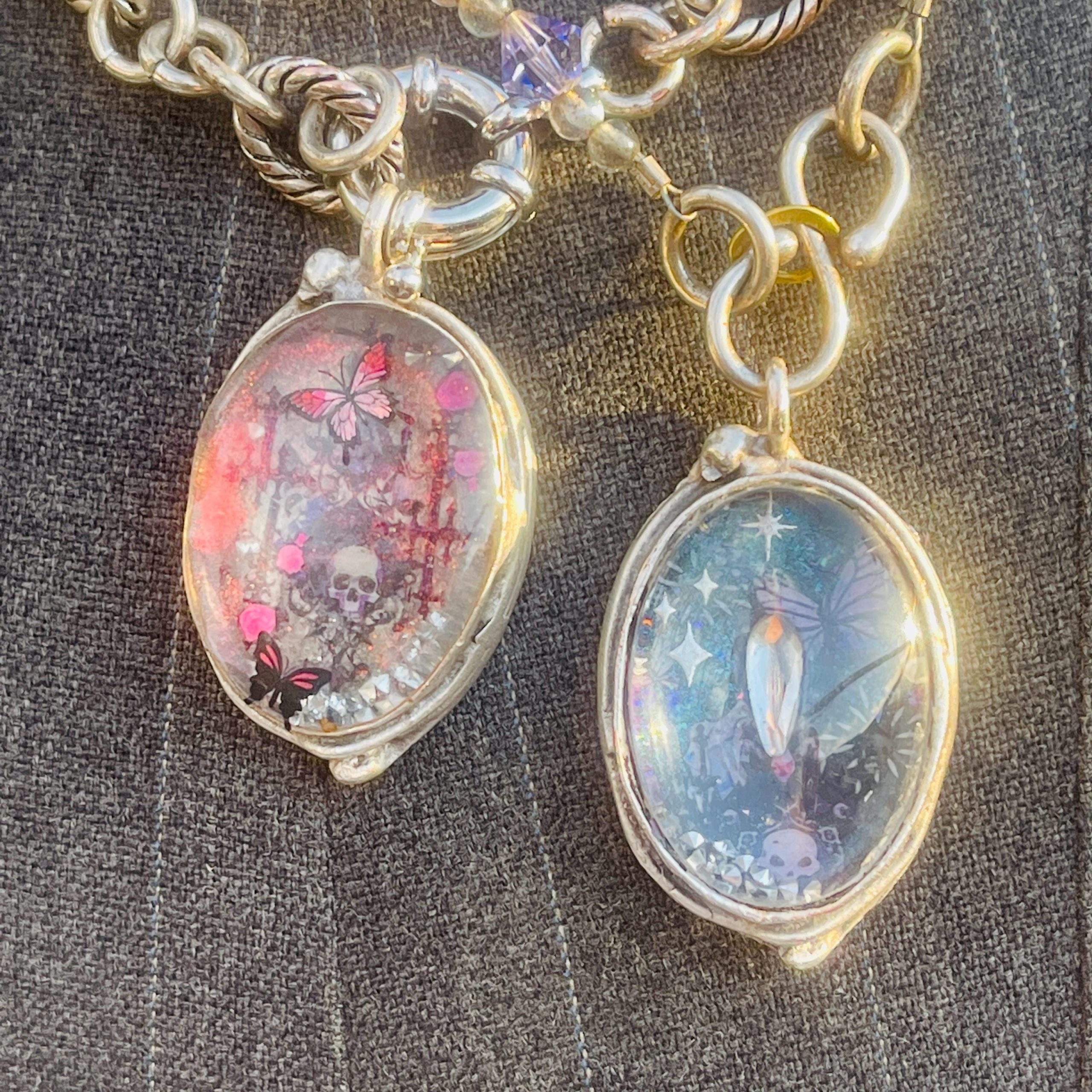Gothic Memento Mori Shaker Necklace: Crystal Skull Pendant, Garnet & Sapphire Chain - Image 10