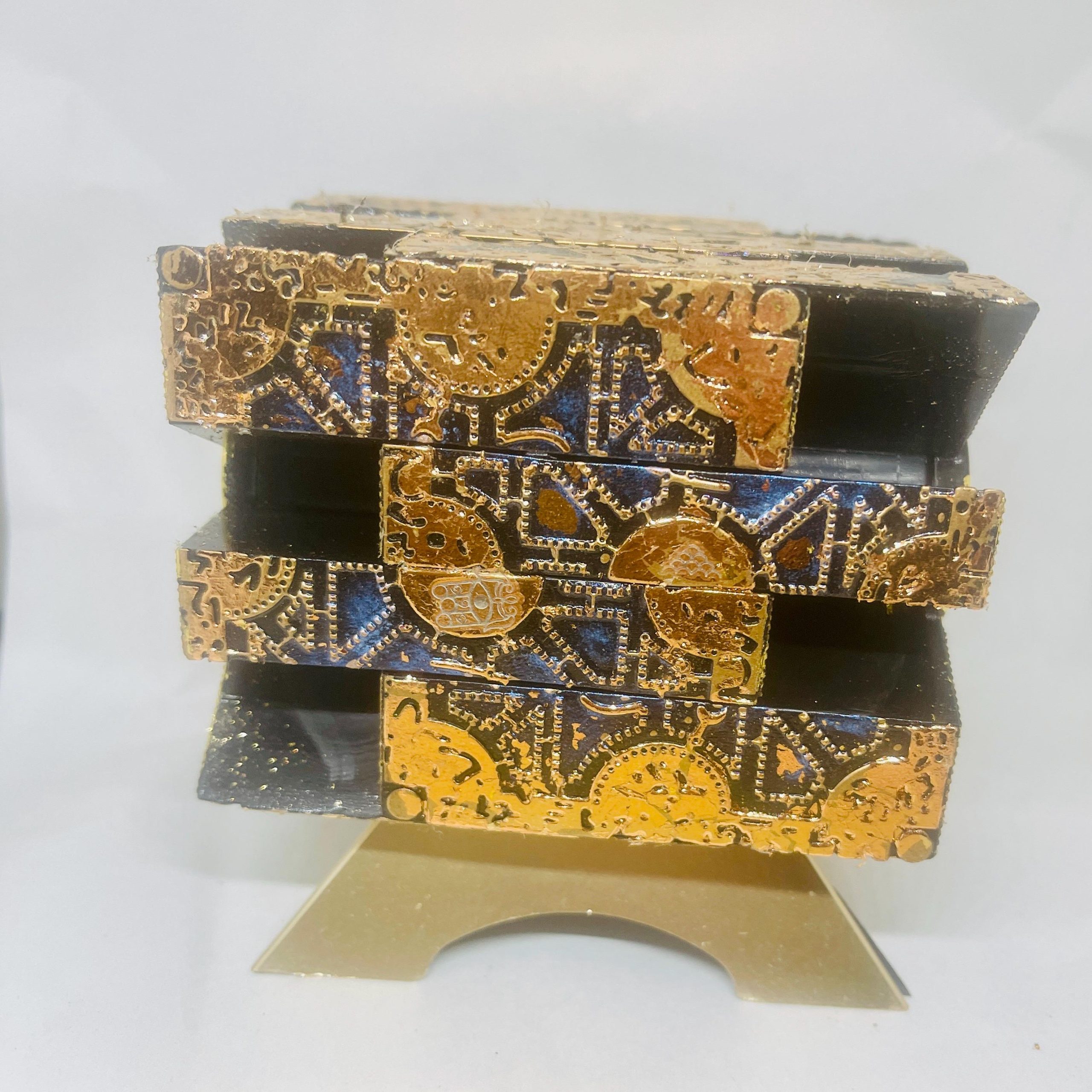 Handmade Hellraiser Puzzle Box: Color-Shift Finish, Special Gift Inside - Image 7