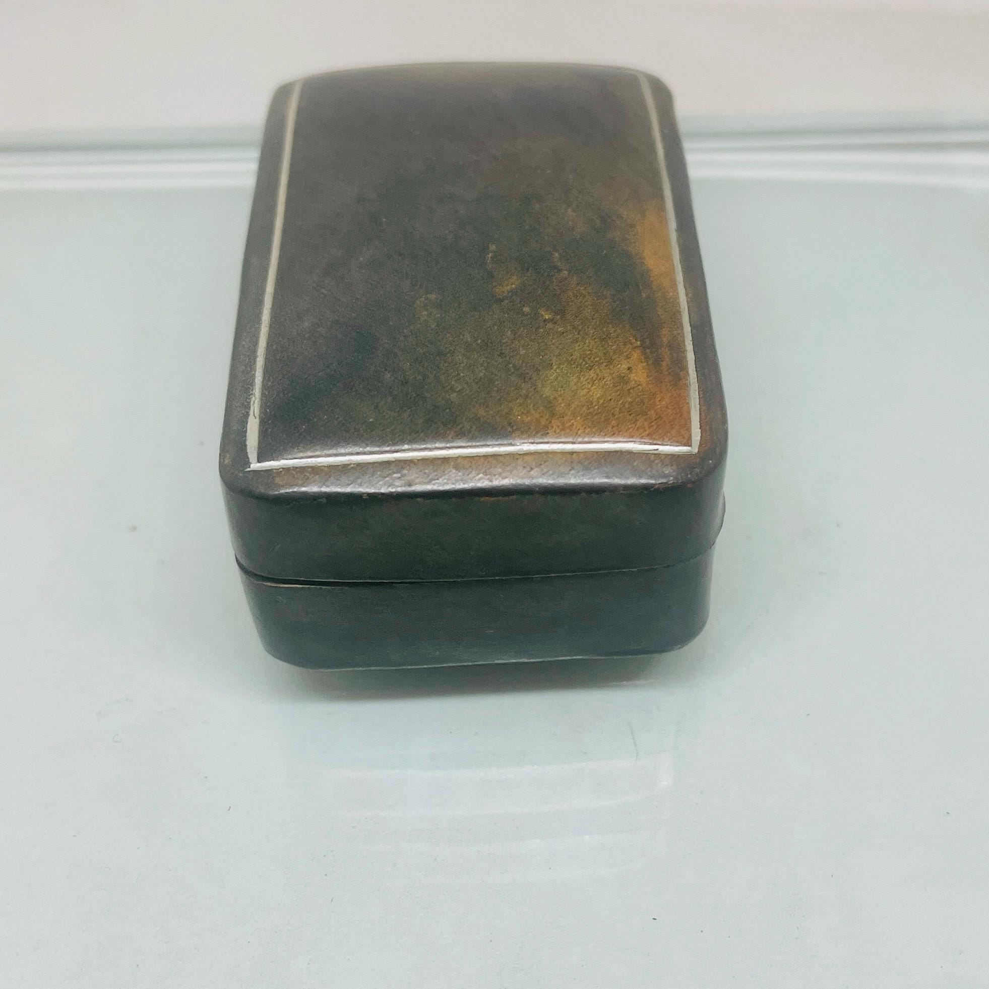 Antique Italian Leather Jewelry Box: Handmade Vintage Keepsake - Image 3
