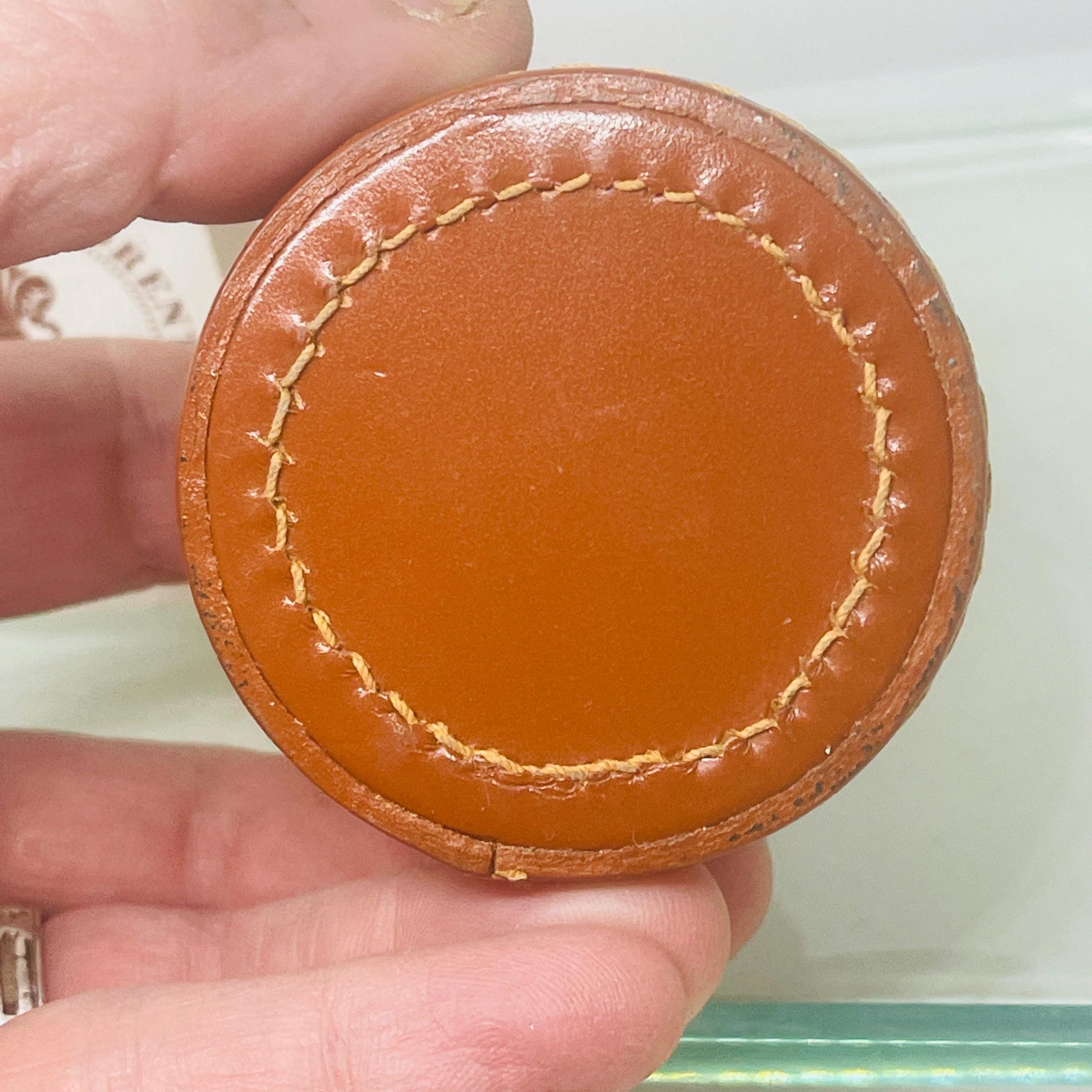 Antique Italian Leather Box: Handmade Vintage Jewelry Keepsake - Image 8