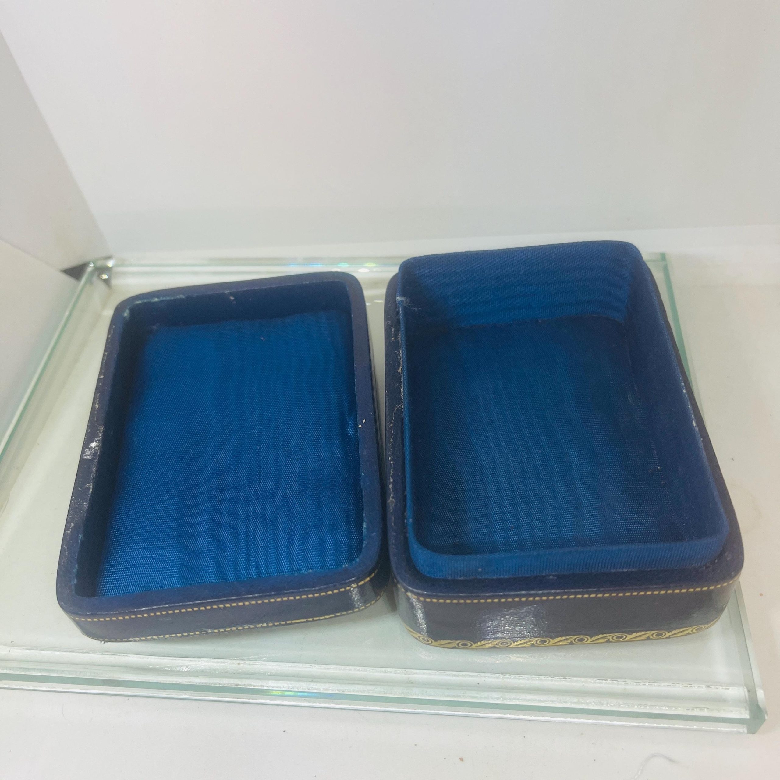 Antique Italian Leather Jewelry Box: Blue & Gold Decor, Handmade Keepsake - Image 7