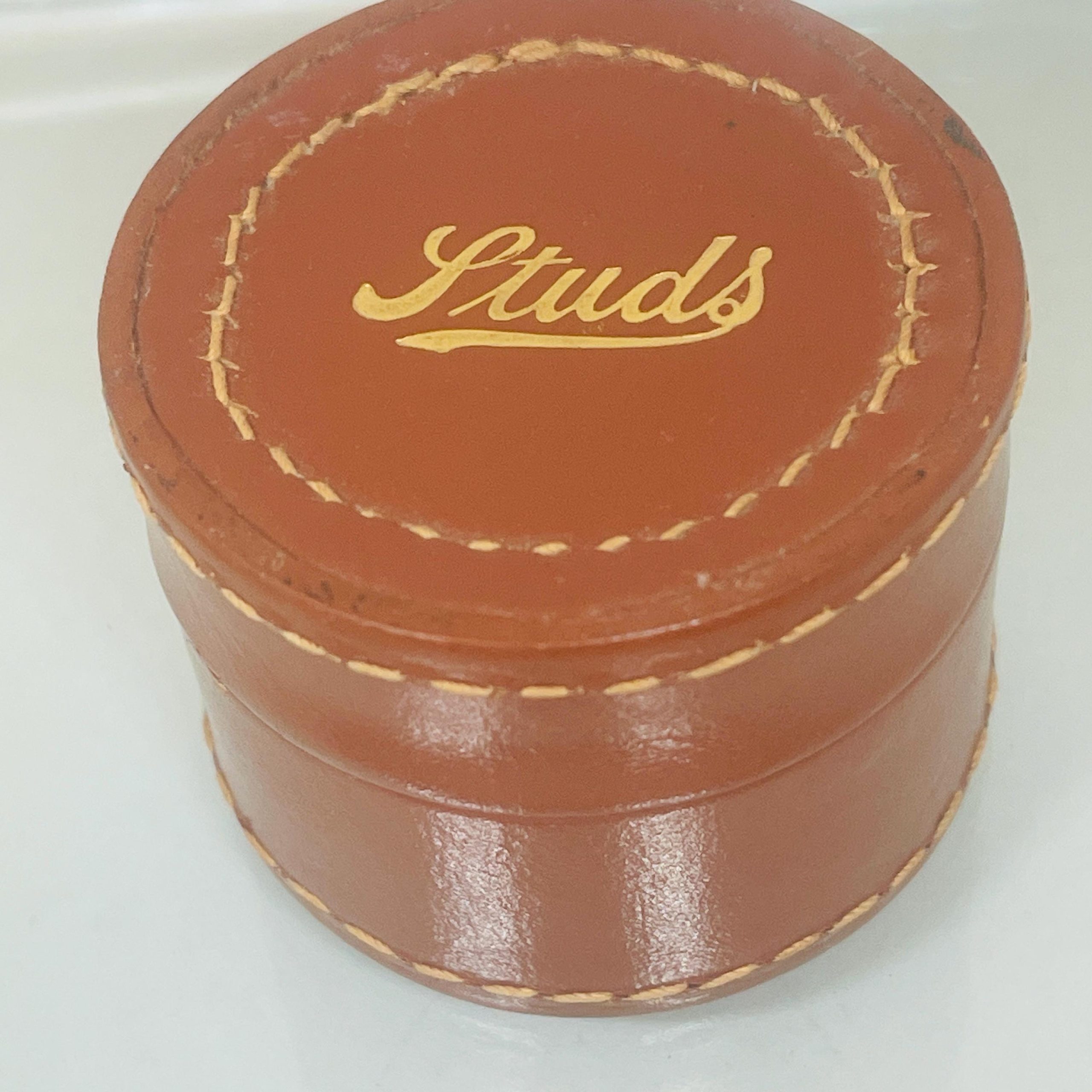 Antique Italian Leather Box: Handmade Vintage Jewelry Keepsake - Image 6