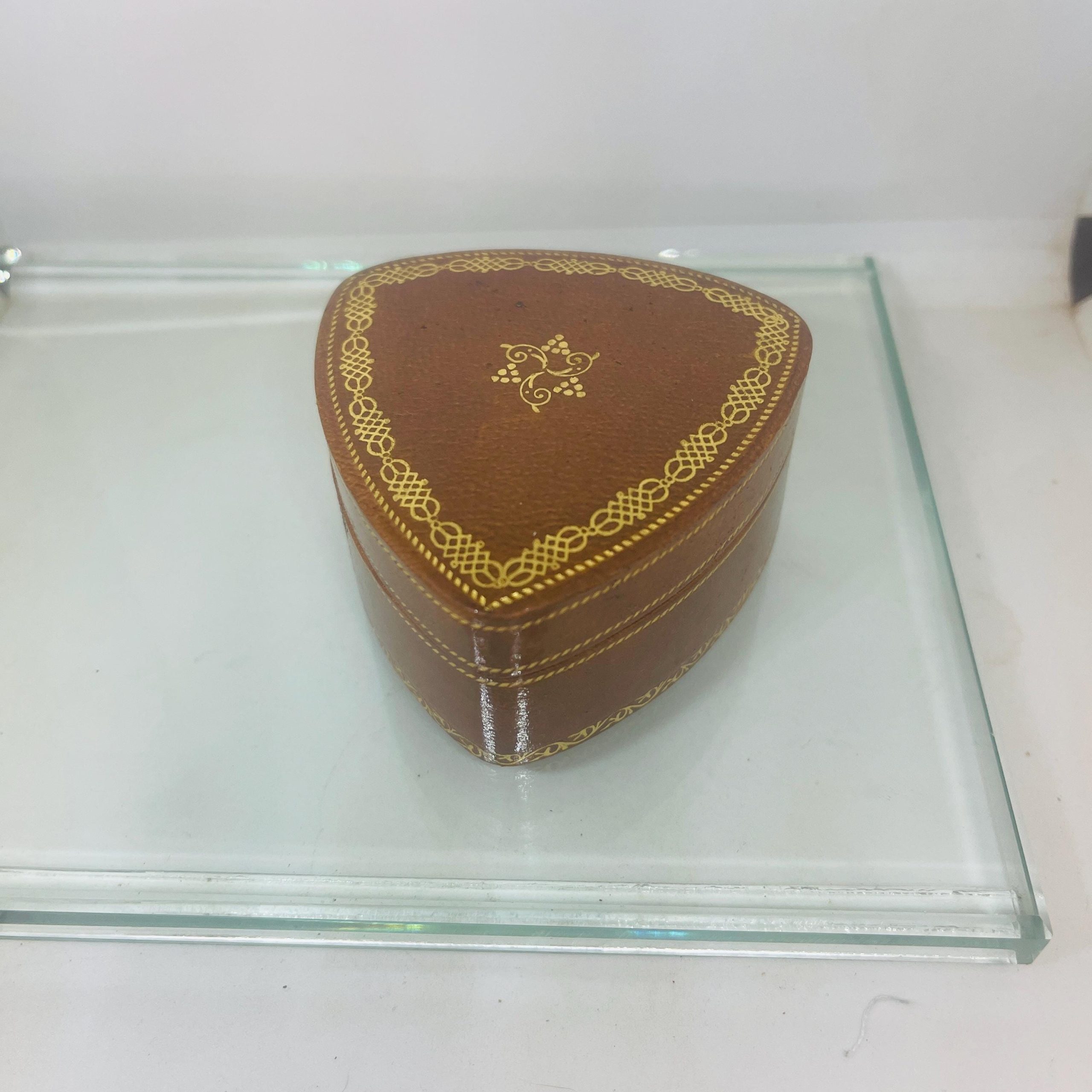 Antique Italian Leather Box: Vintage Jewelry Keepsake, Rustic Patina Decor - Image 2