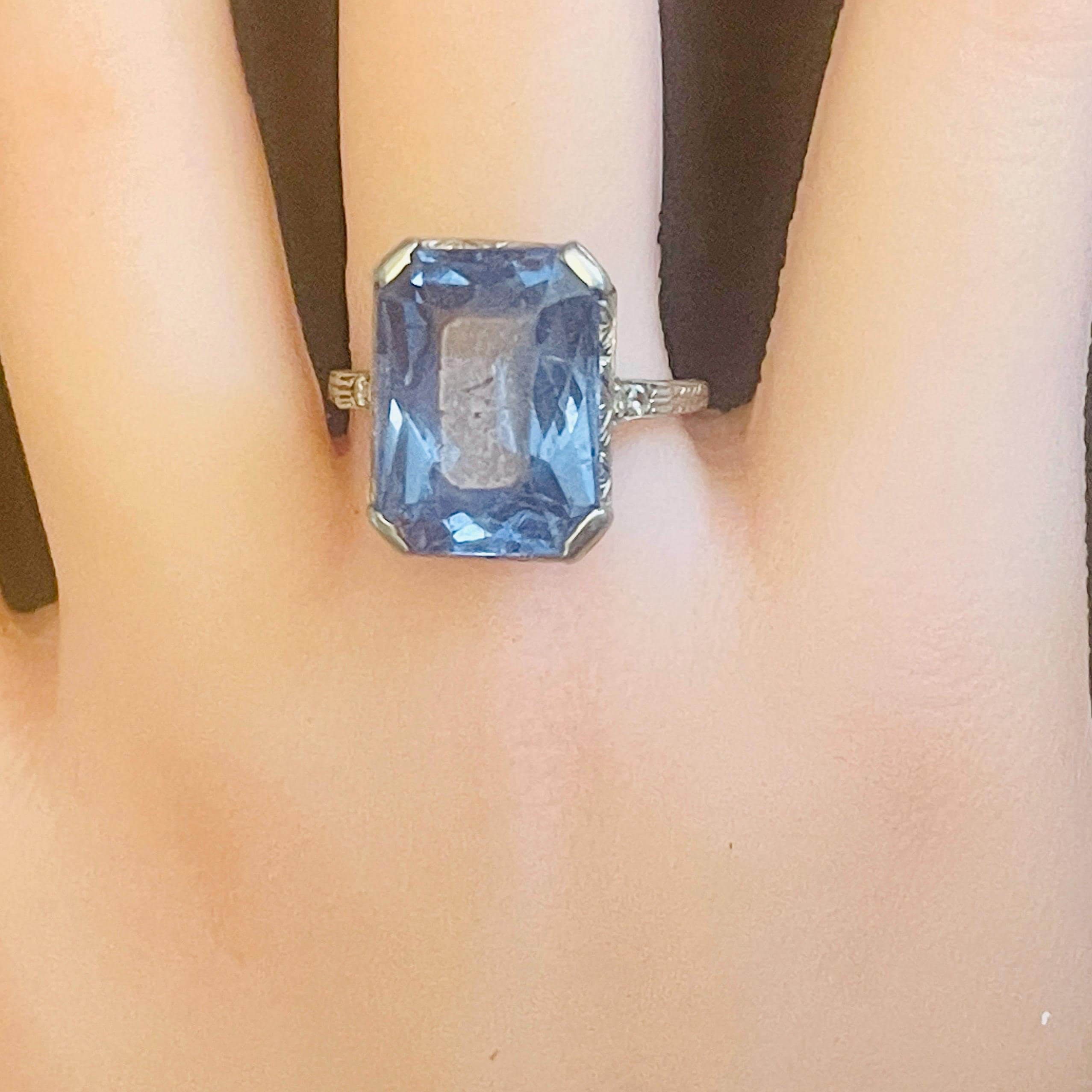 Art Deco 14kt gold Ring: Cornflower Blue Topaz, Diamond Accents, Size 9.5 - Image 3