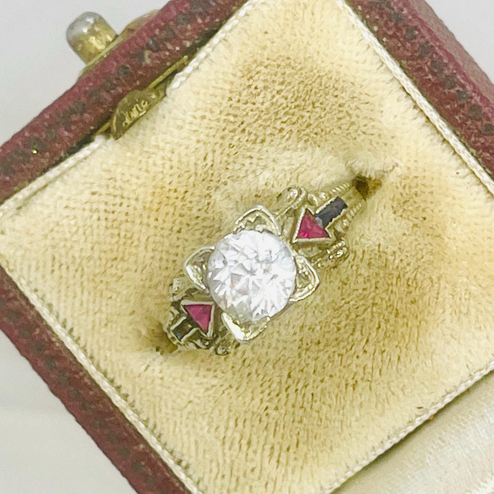 Vintage Diamond Sapphire Ruby Ring: 18k White Gold Anniversary Ring, Size 5 - Image 3