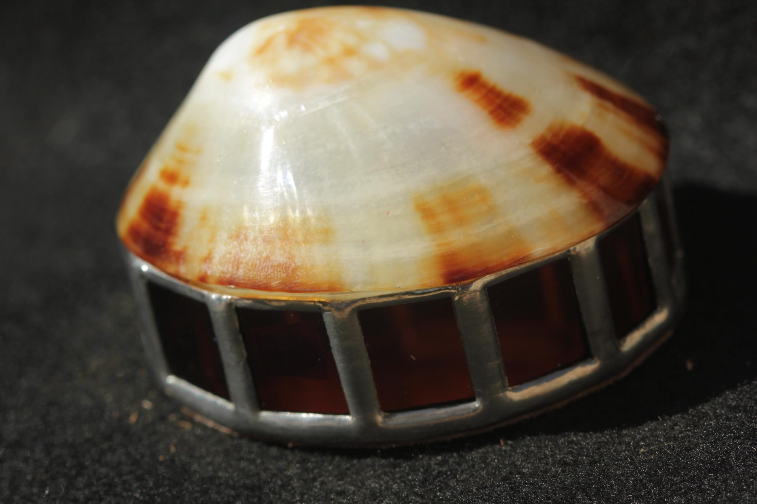 Seashell Stained Glass Jewelry Box: Handmade Trinket Keepsake with Suede Base - Image 10
