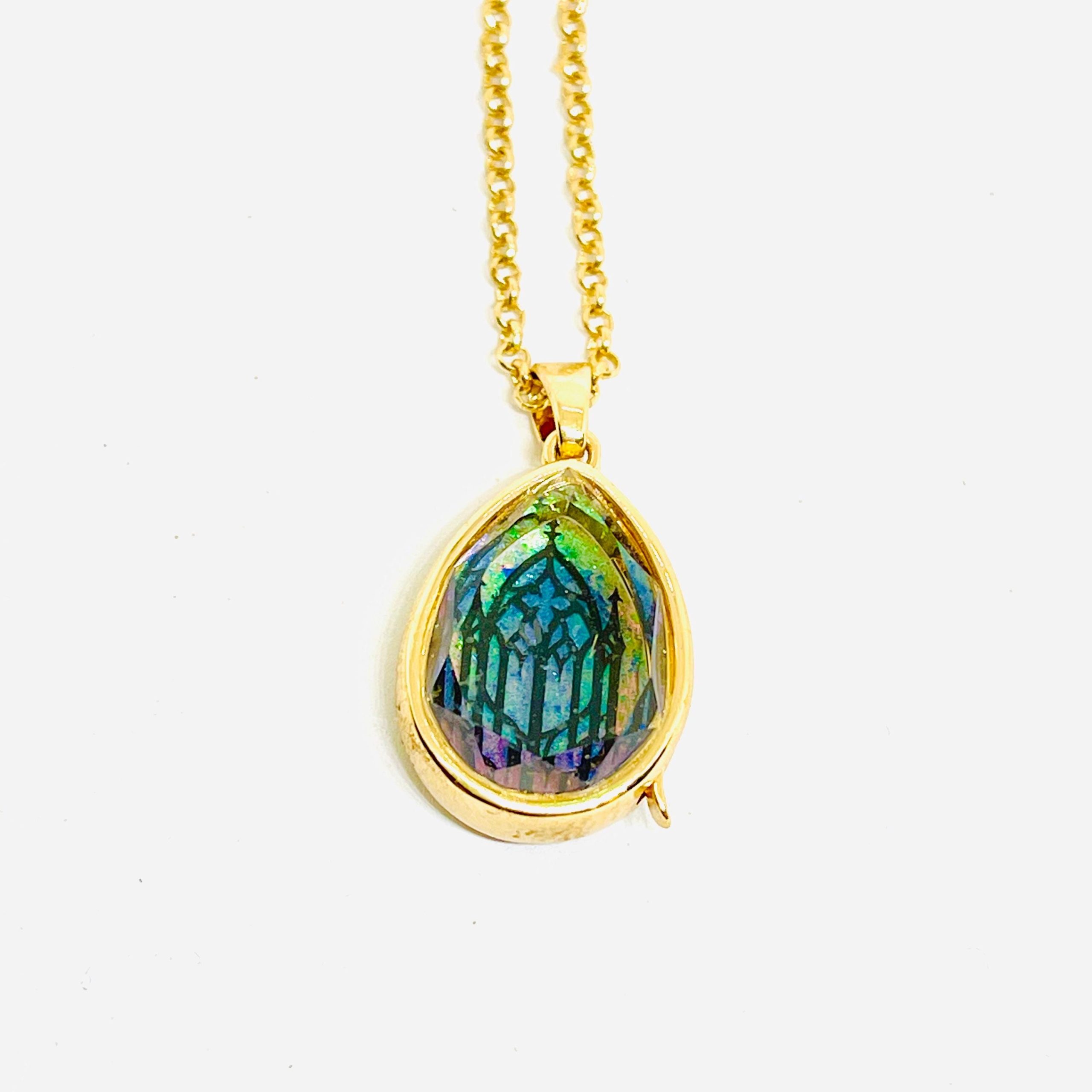 Memento Mori Gothic castle Necklace: Tiny gold shaker locket Pendant necklace - Image 3