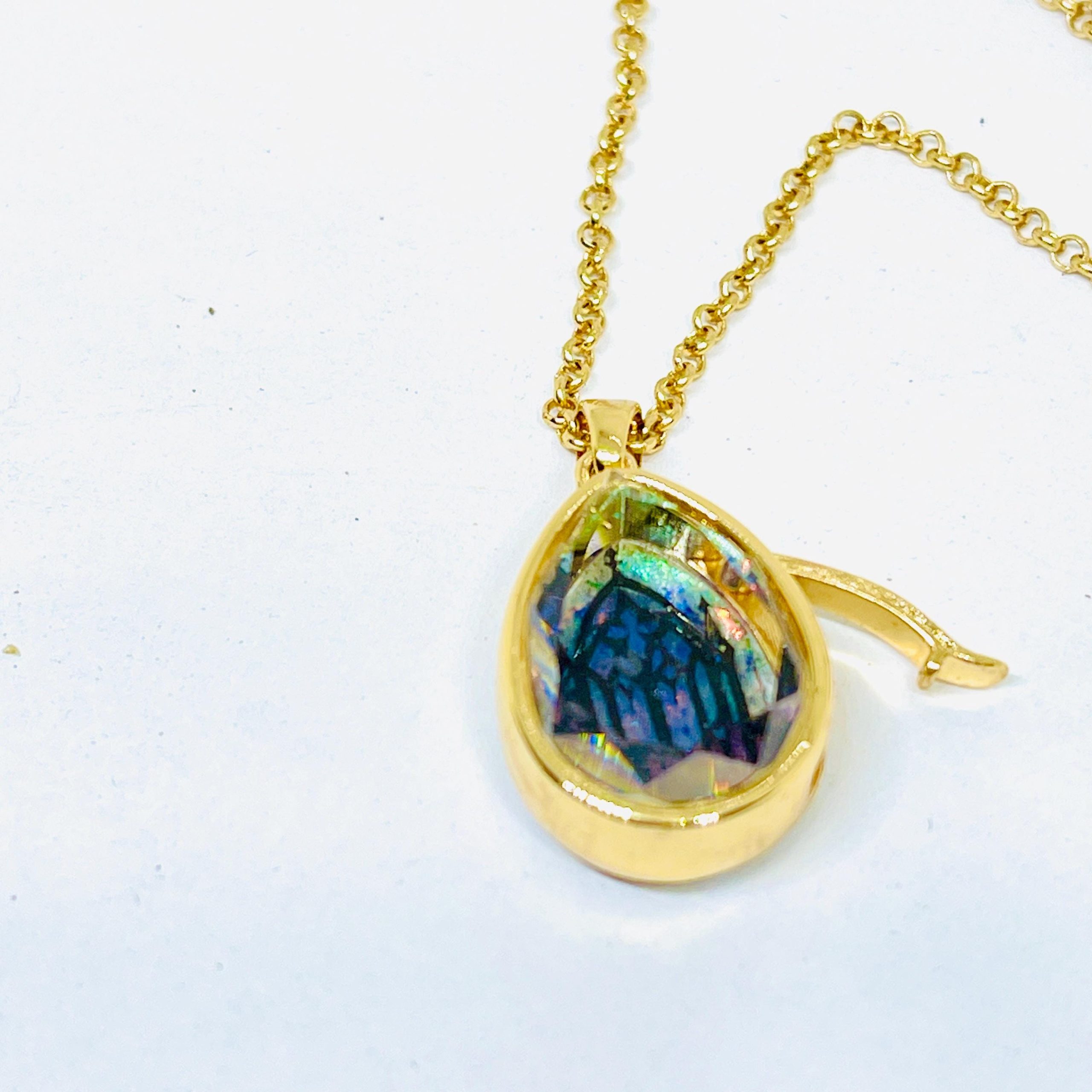 Memento Mori Gothic castle Necklace: Tiny gold shaker locket Pendant necklace - Image 6