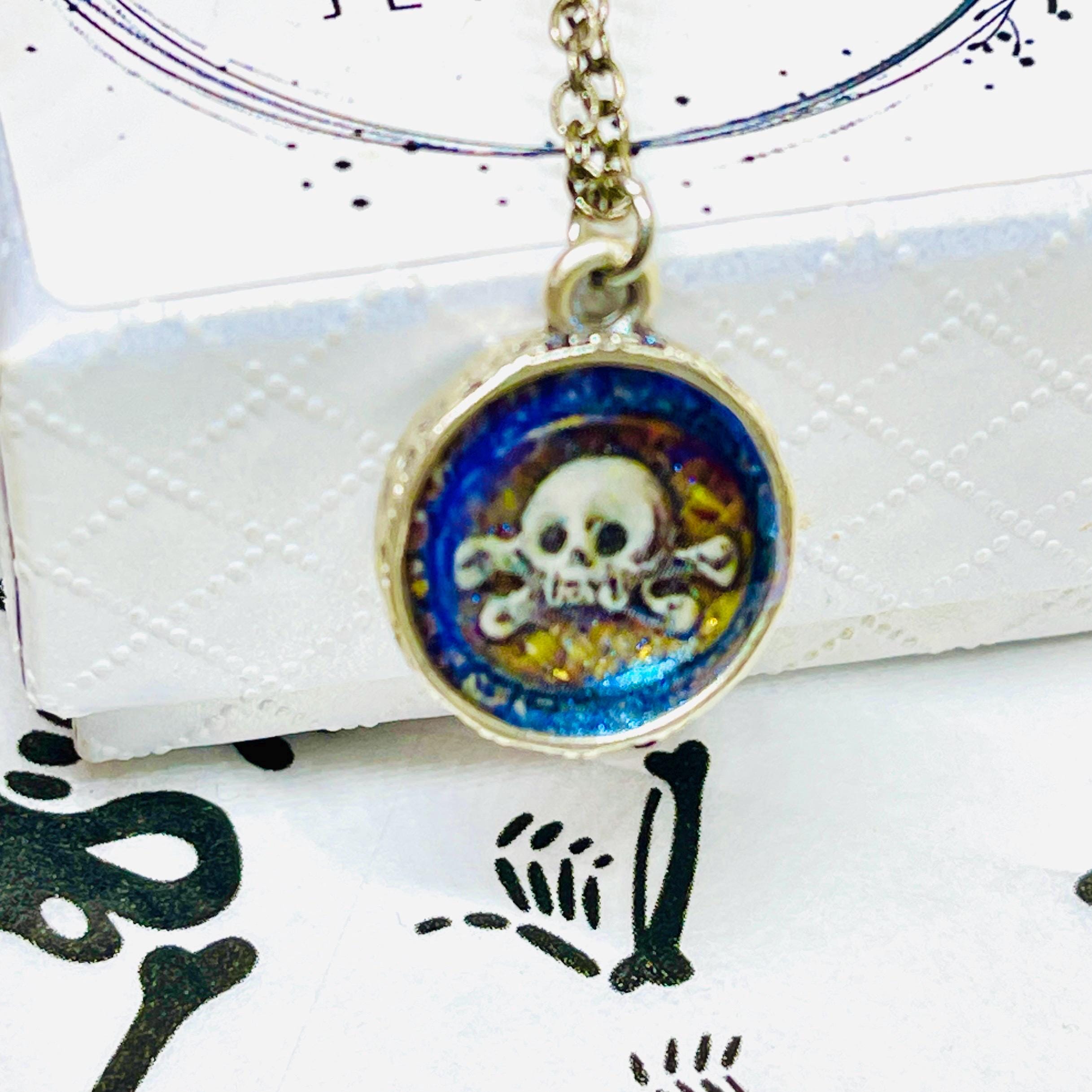 Memento Mori Sterling Silver Pendant: Gothic Skull Necklace - Image 6