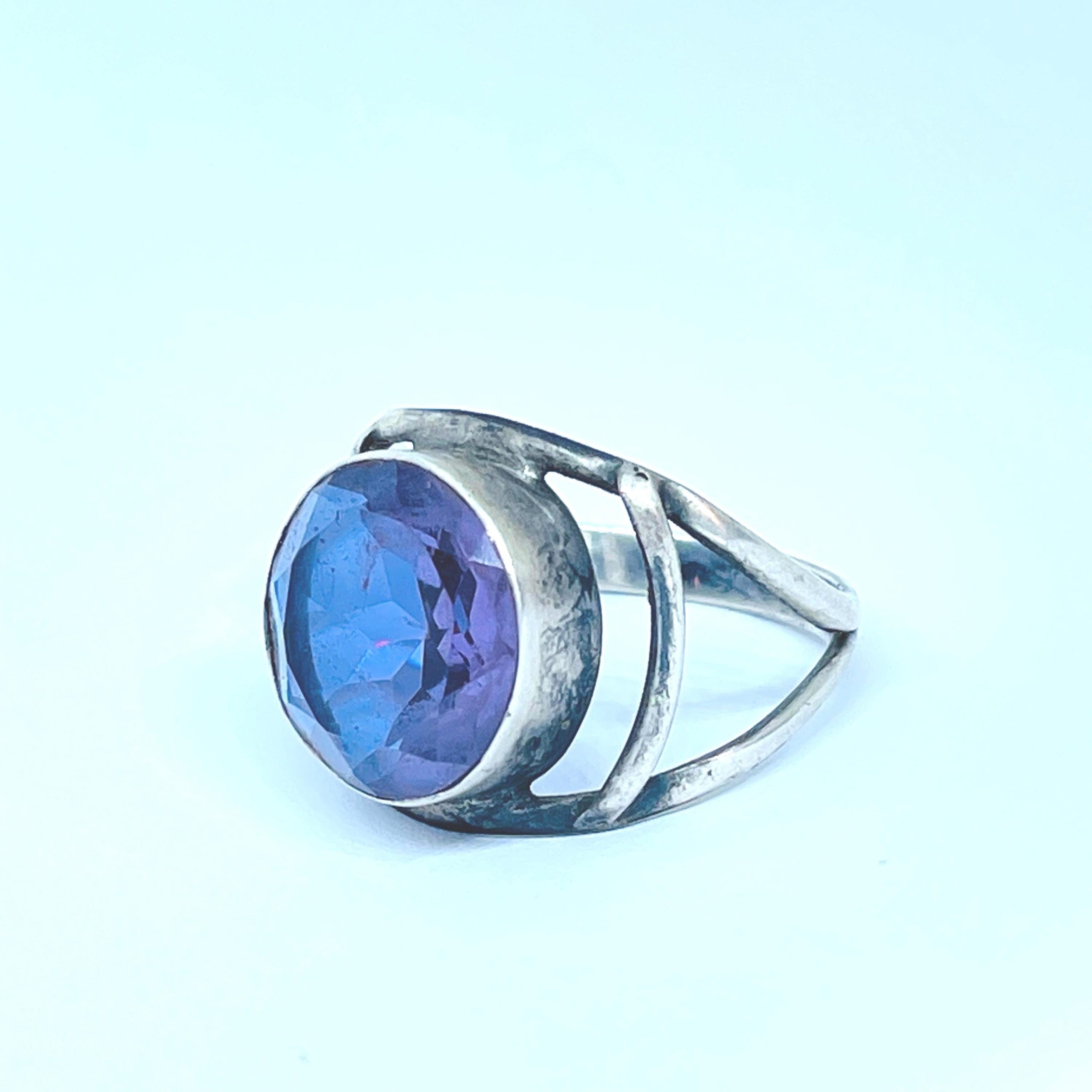 Vintage Amethyst Sterling Silver Ring - 1960s Domed Gemstone - Image 8