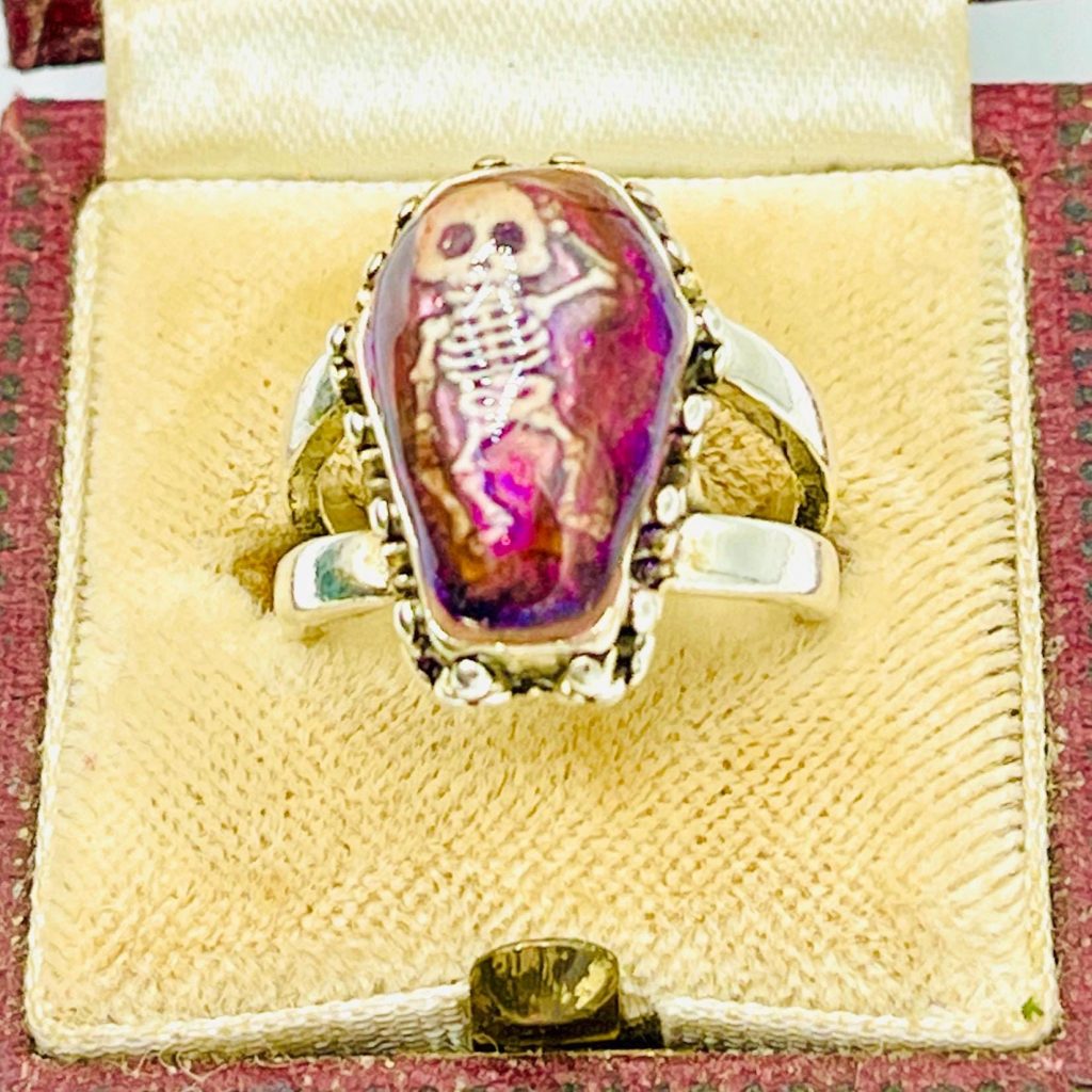 Memento Mori Ring: Gothic purple pink Coffin, sterling silver