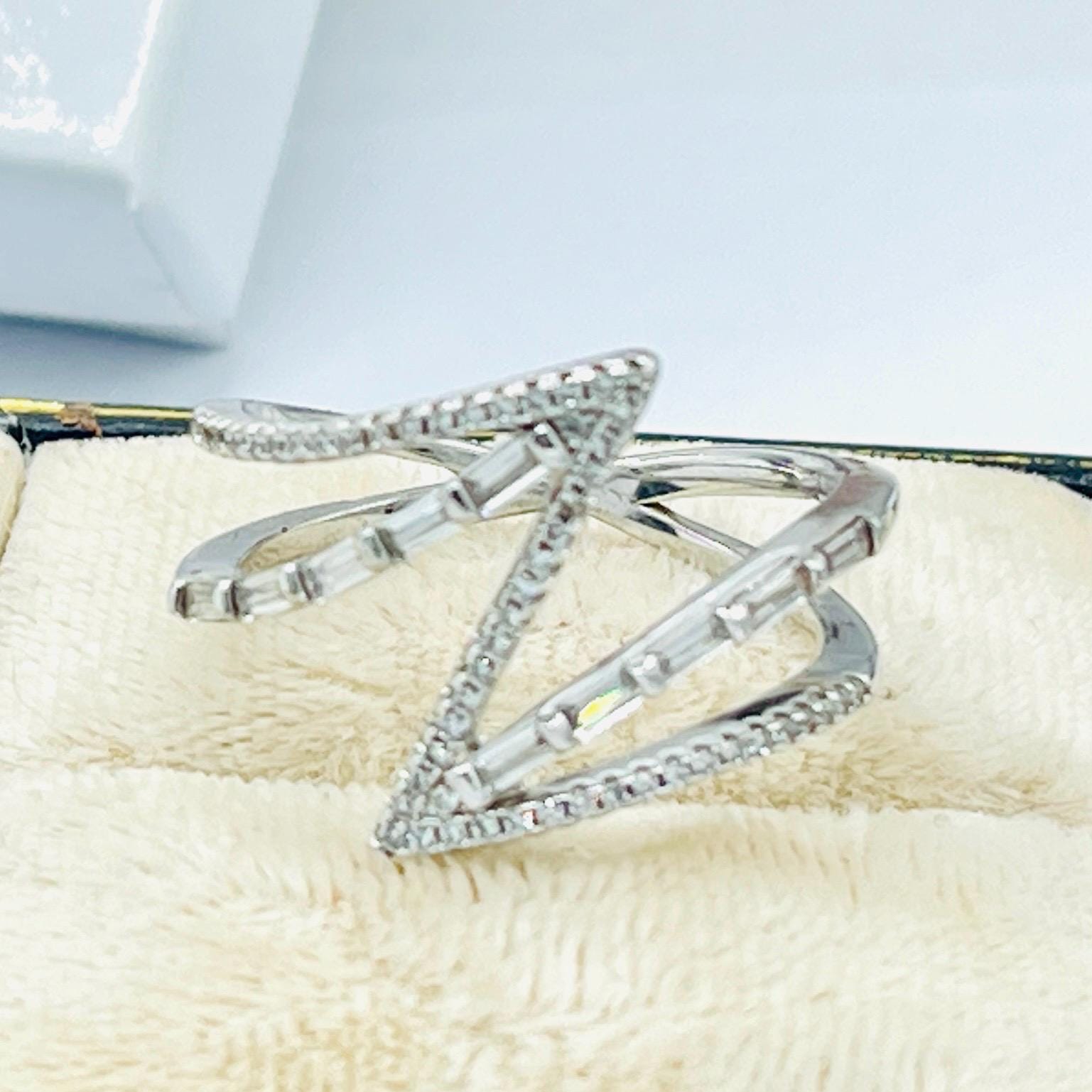 Vintage diamond baguette pave Ring- Sterling silver size 11 ring for her - Image 2