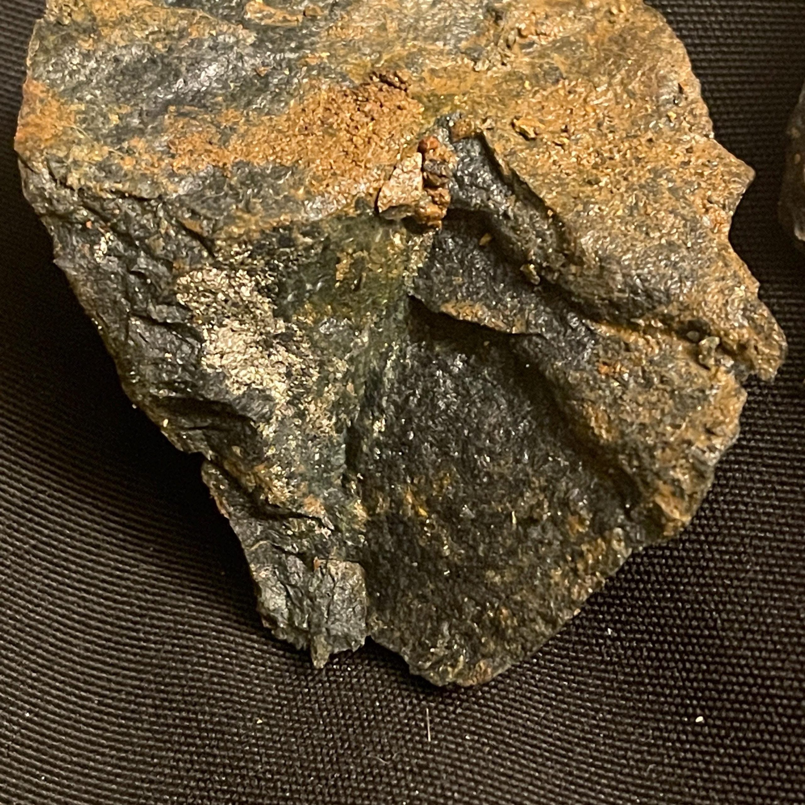 Sierra Foothills Gold Specimen – Gold Ore Quartz Vein - Image 5