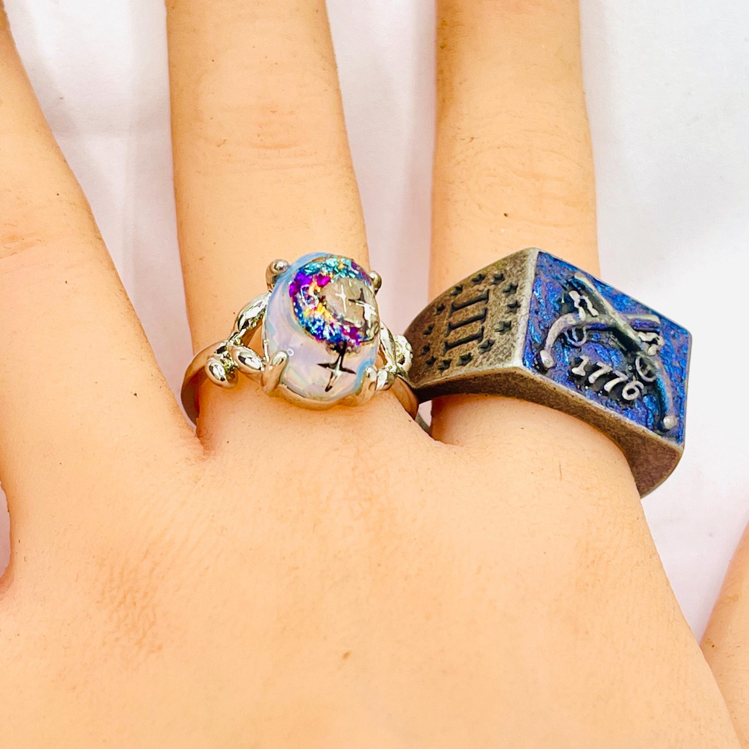 Memento Mori 1776 Ring: Gothic Silver Band for Him - Image 10