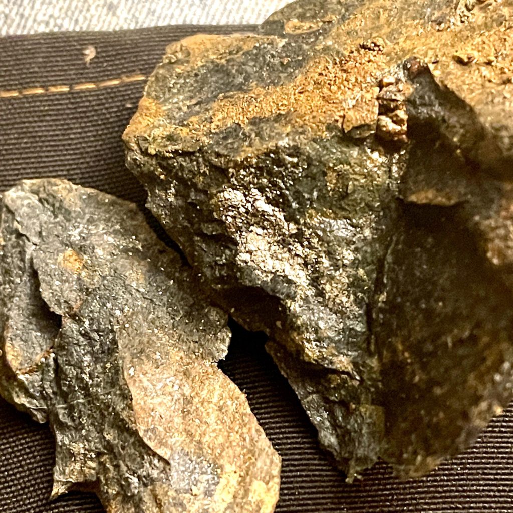 Sierra Foothills Gold Specimen – Gold Ore Quartz Vein