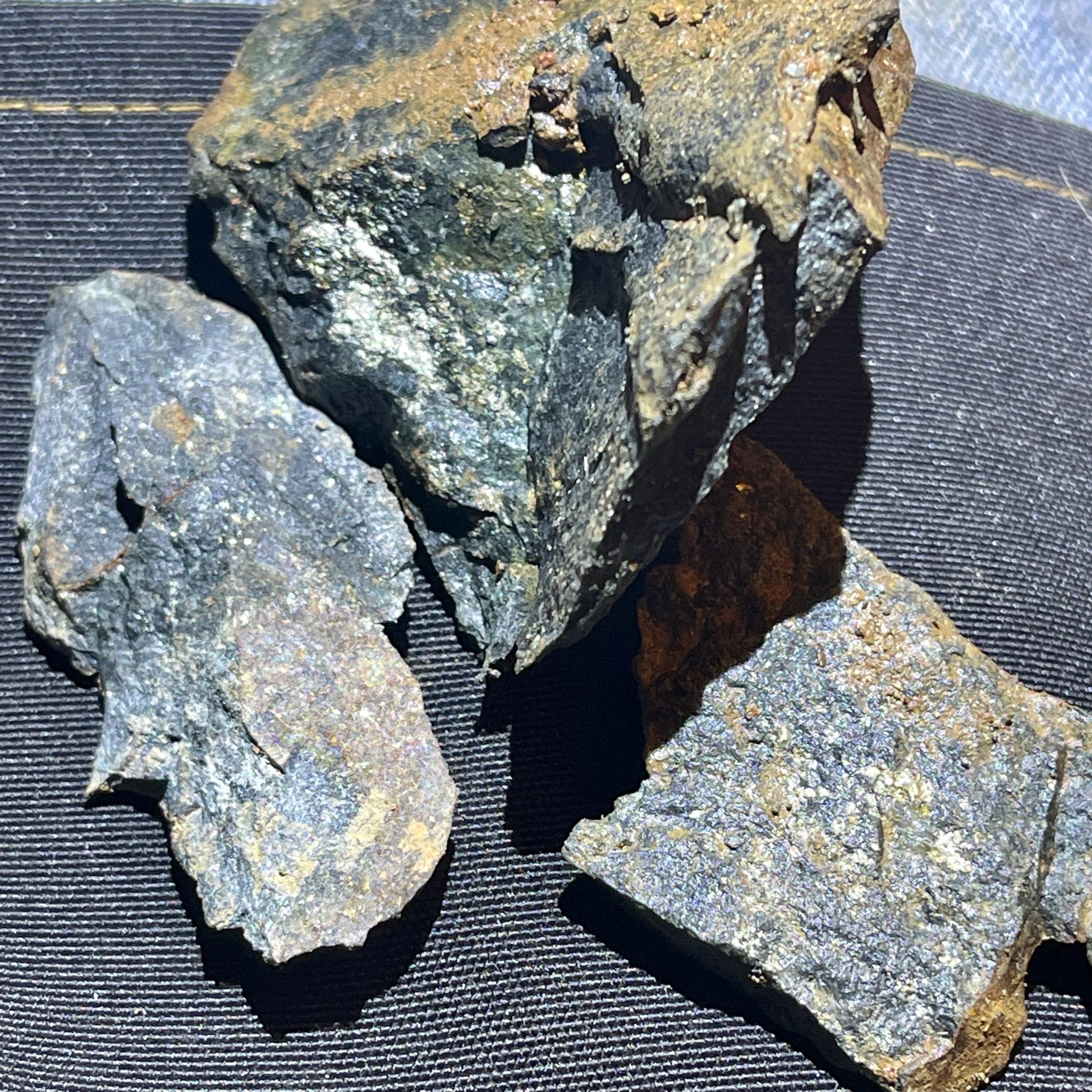 Sierra Foothills Gold Specimen – Gold Ore Quartz Vein - Image 10