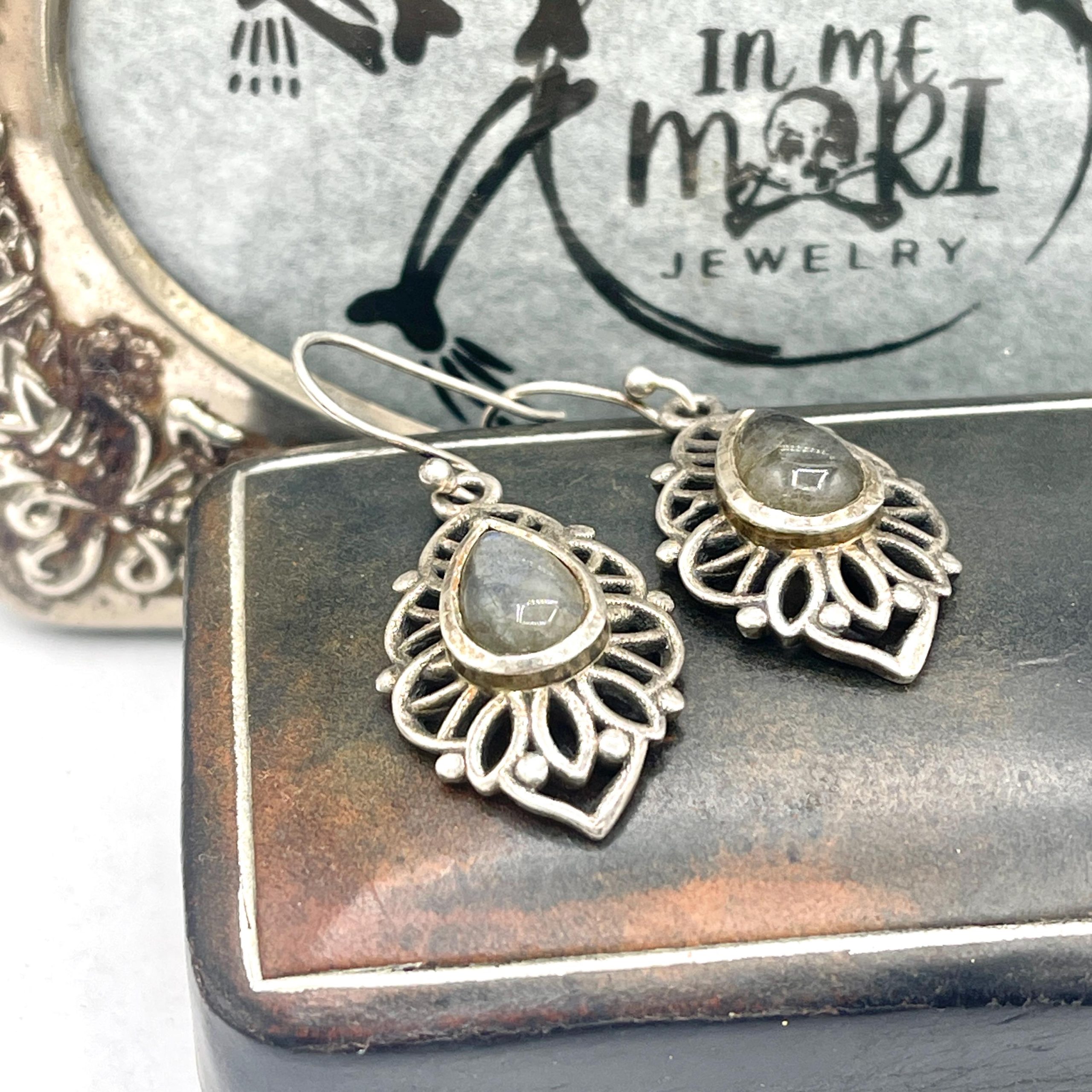 Vintage Blue labradorite sterling silver drop earrings - Image 10