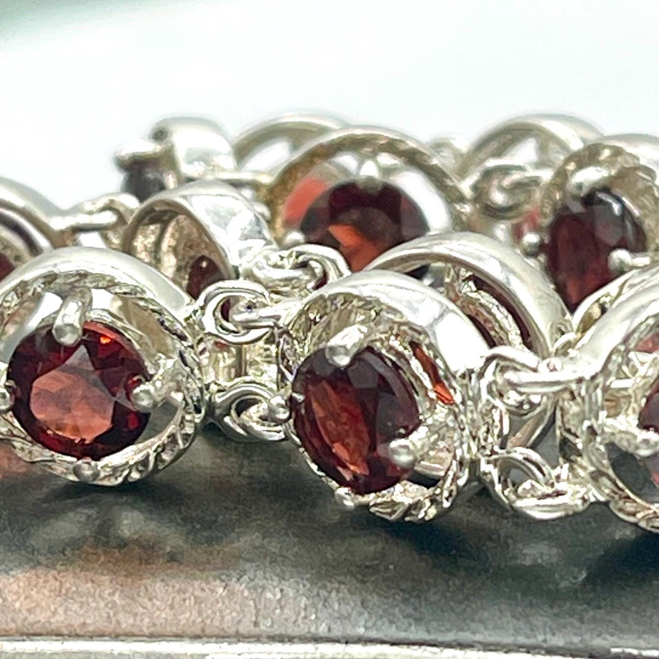Art Deco Sterling Silver Garnet Bracelet: Vintage Almandine Gemstone Clasp - Image 3