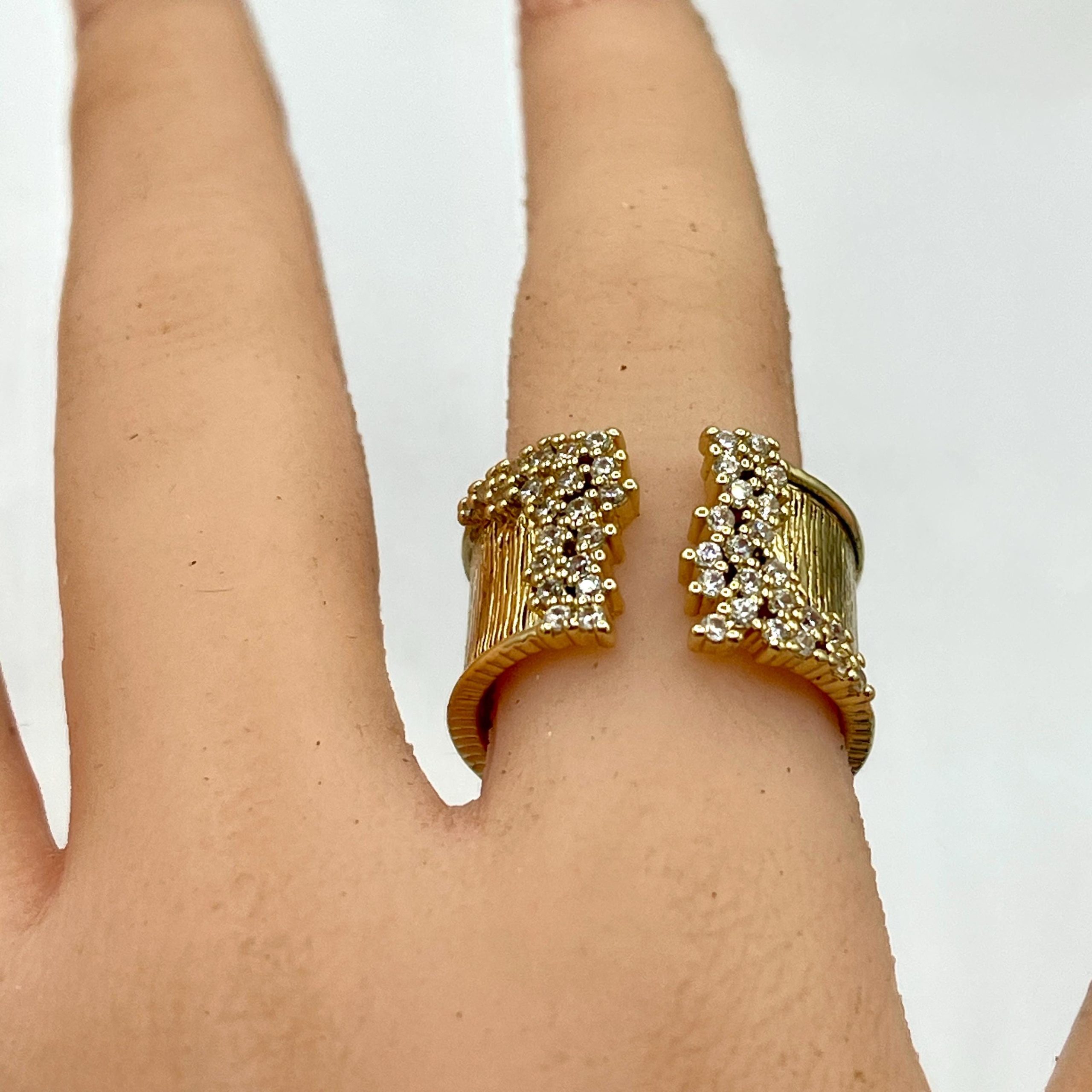 Vintage Luxury Ring, 18k Gold Vermeil, Simulated Diamond - Image 4