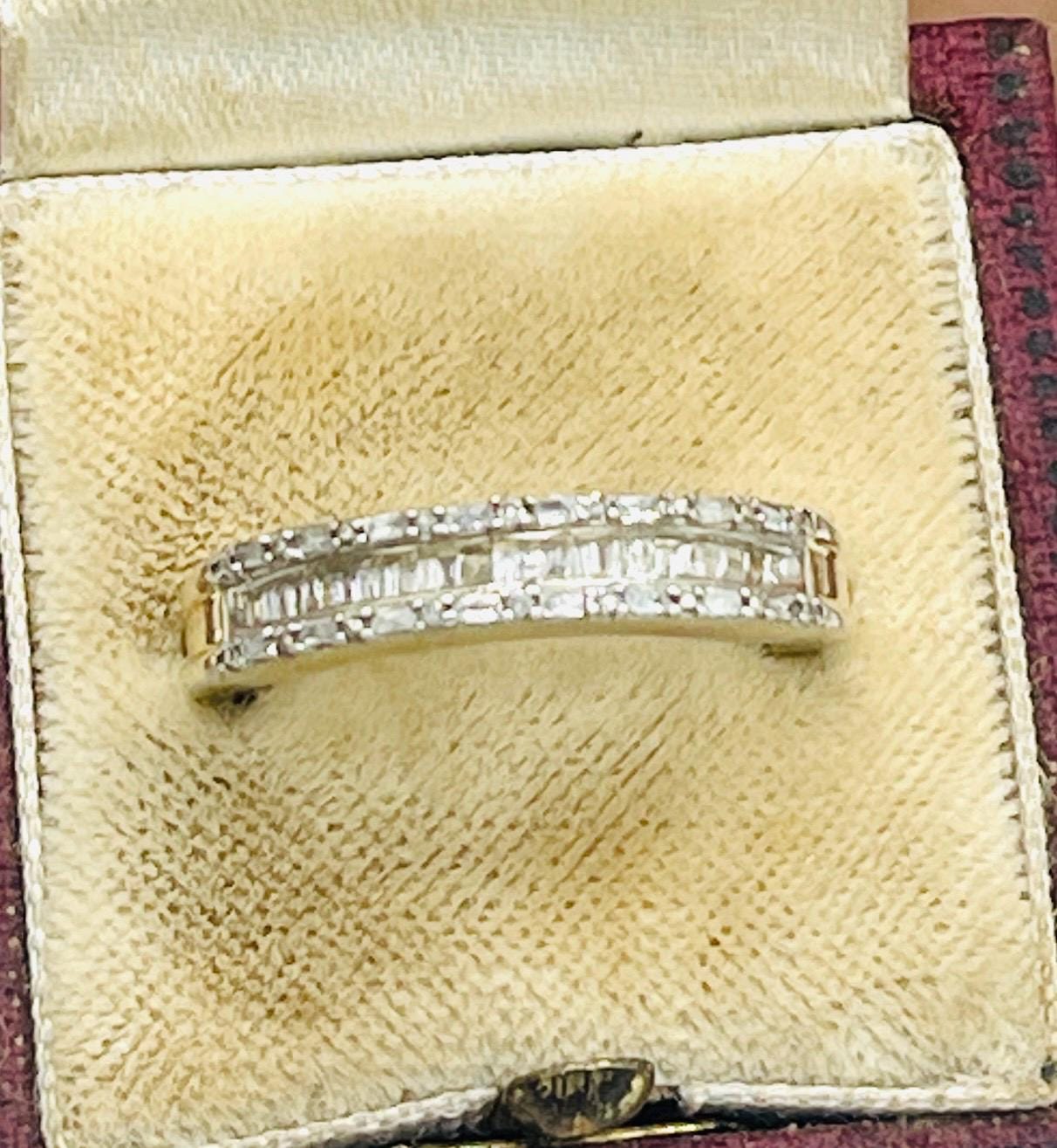 Wedding Band White Diamond Ring: gold natural diamond Size 7 - Image 2