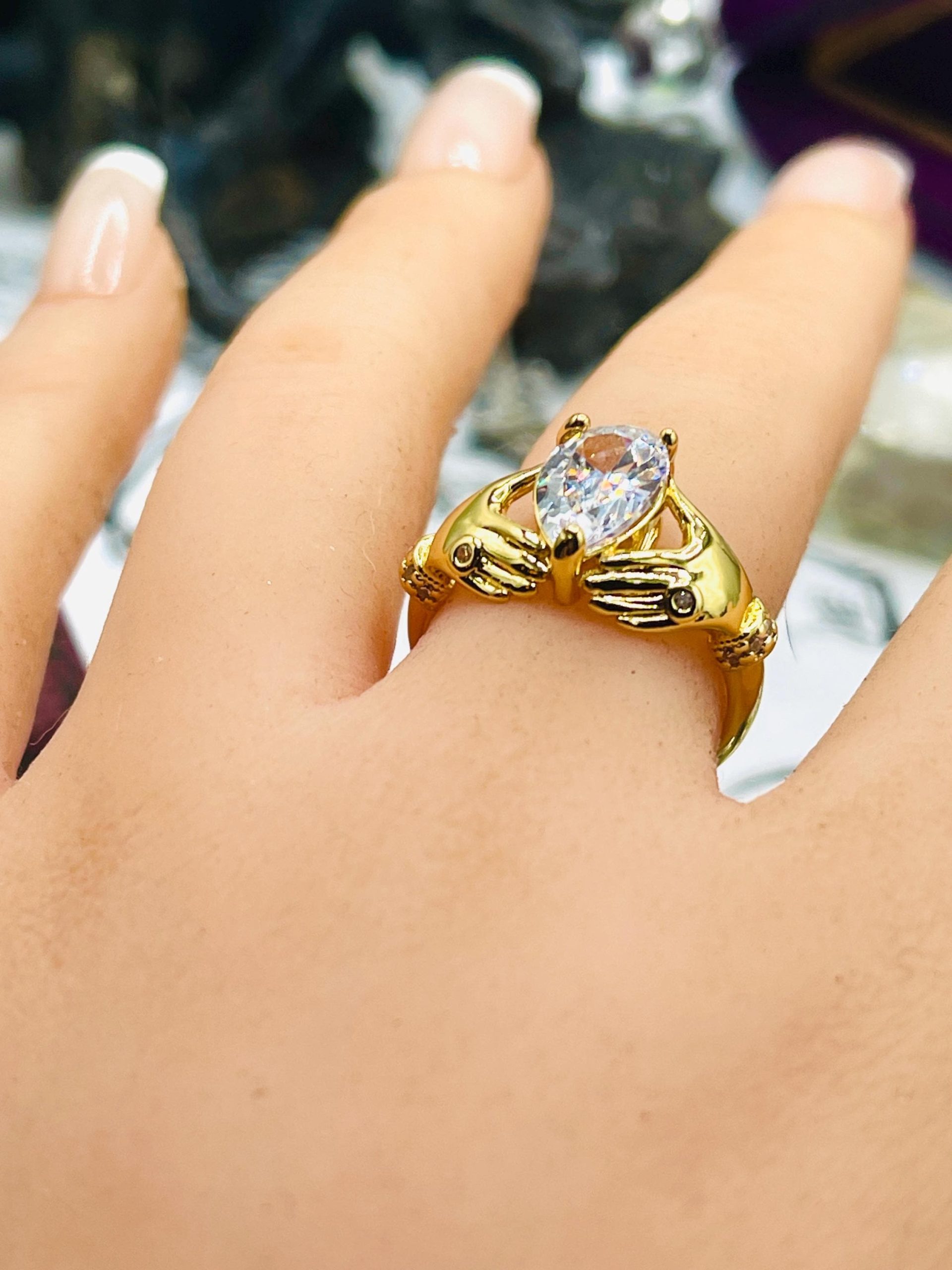 Victorian Hands Claddagh Ring, 14k yellow Gold Vermeil, one carat Pear shaped Ring - Image 10