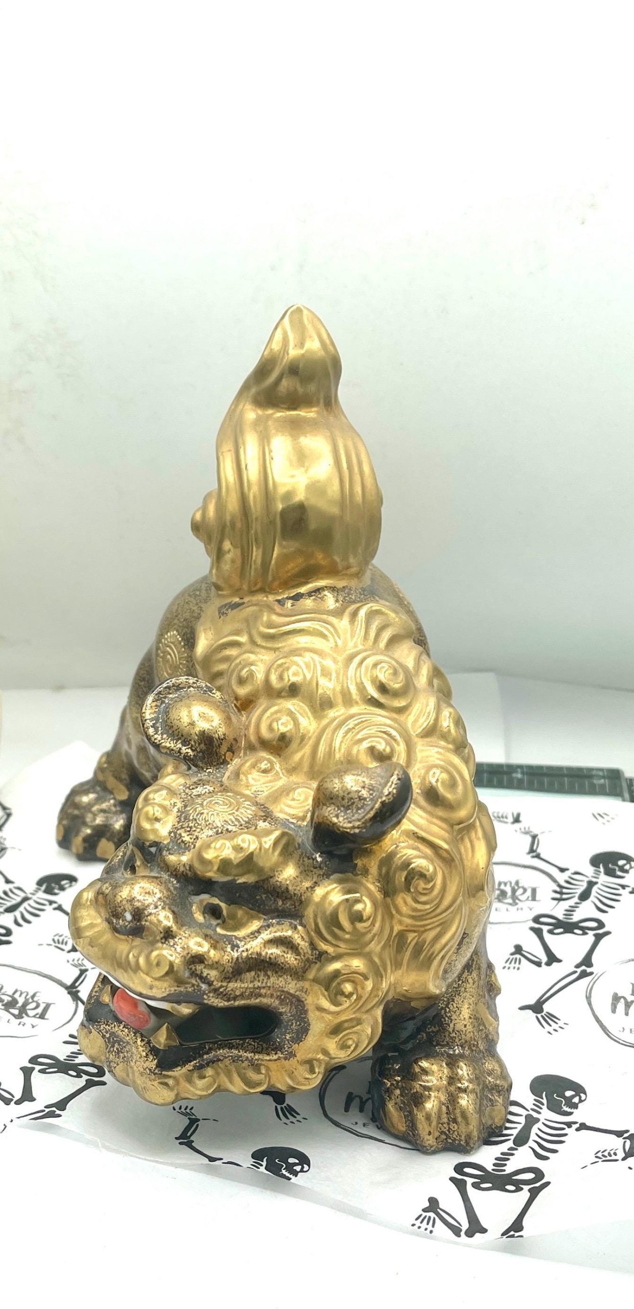 Antique Kutani Japanese shishi Dog gold lustre porcelain guardian lion Protector - Image 4