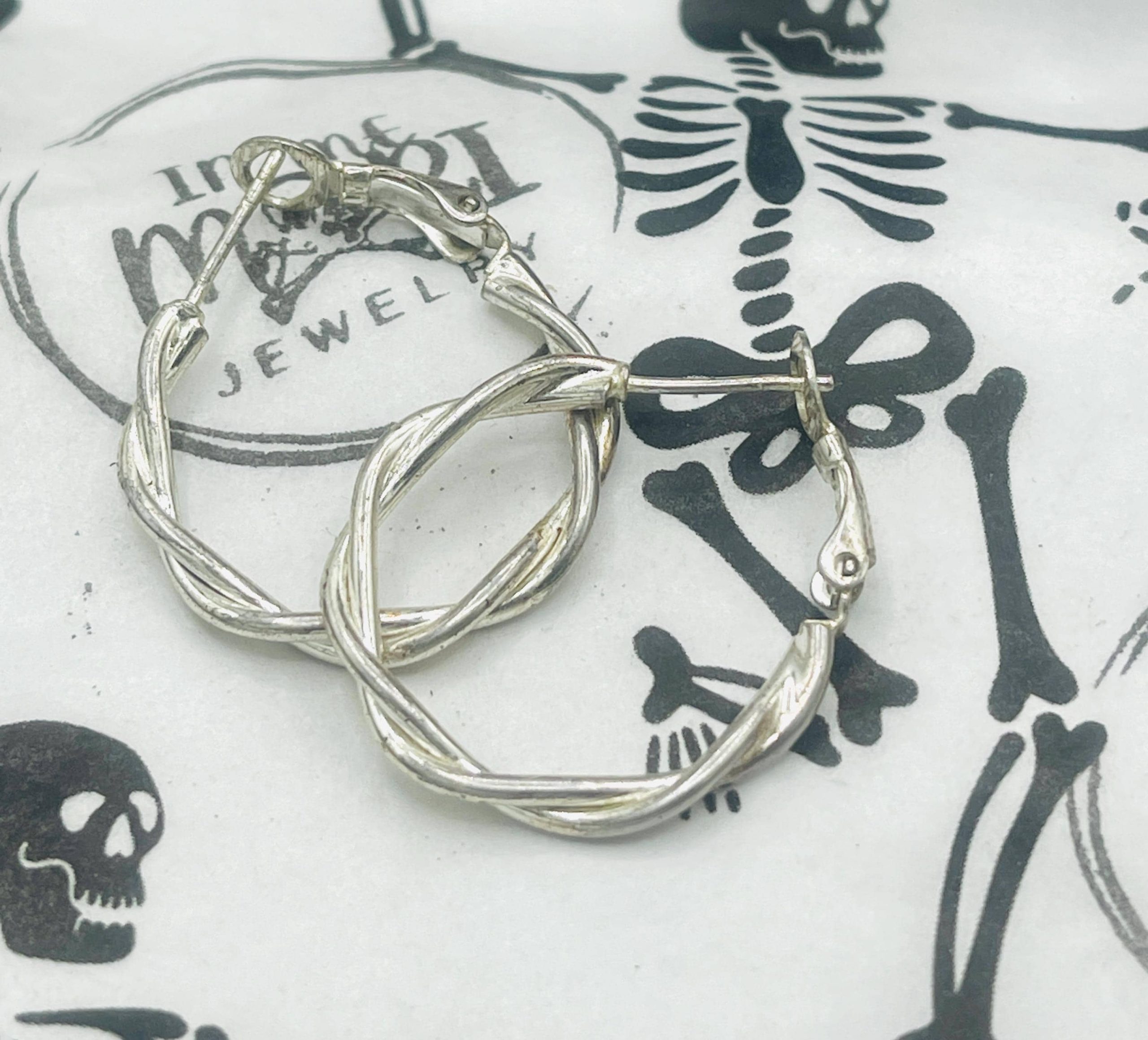 Twisted Sterling Silver Hoop Earrings: .925 Italy Silver, 2.5cm - Image 2