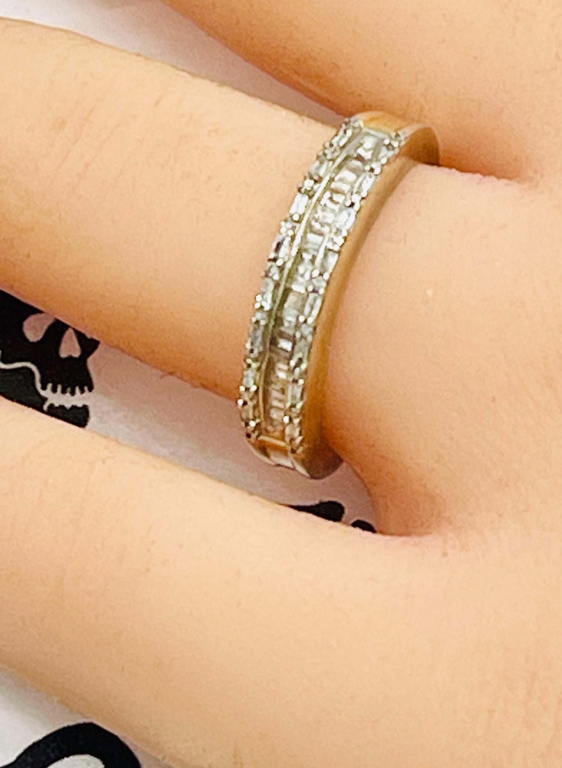 Wedding Band White Diamond Ring: gold natural diamond Size 7 - Image 5