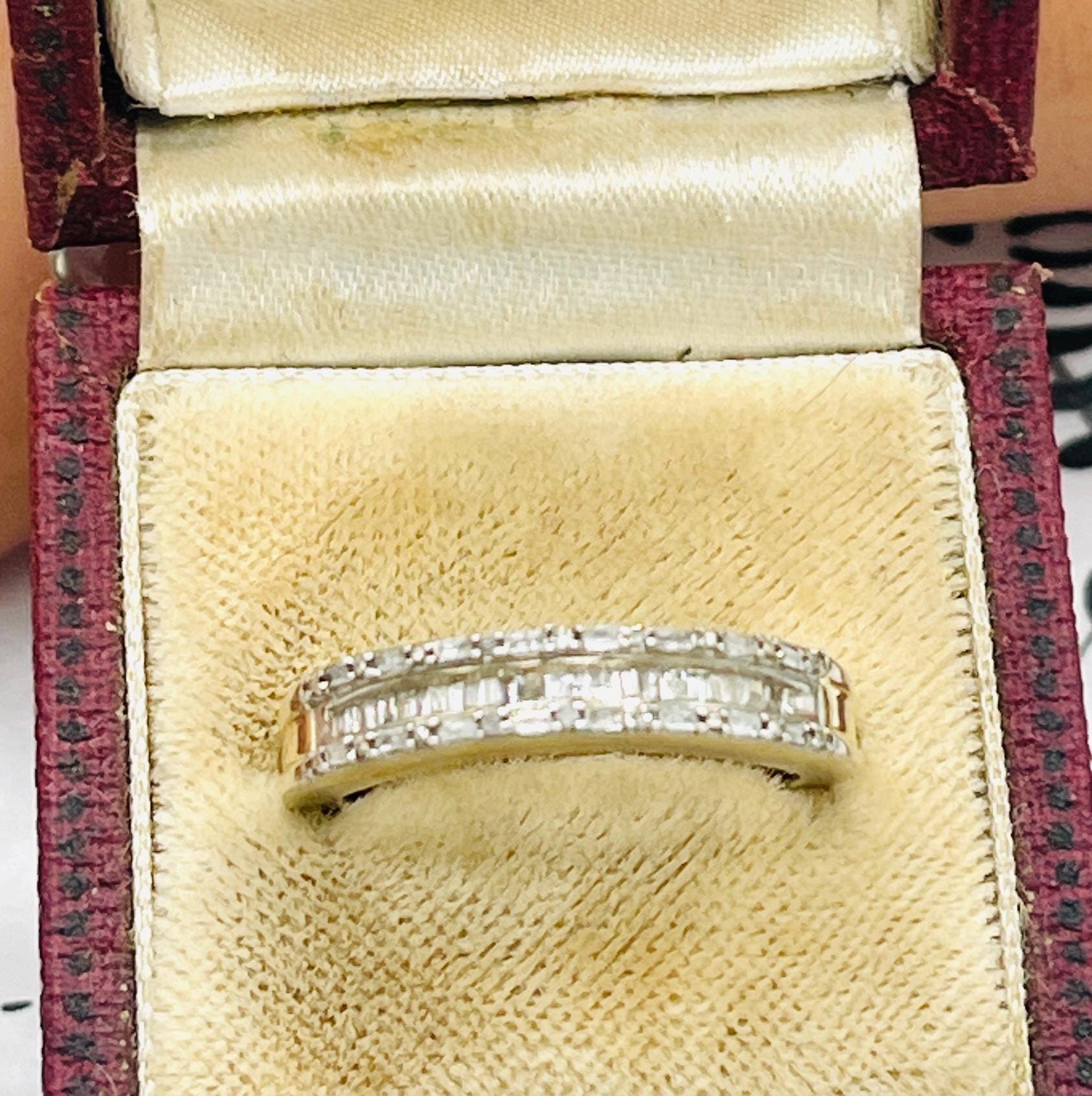 Wedding Band White Diamond Ring: gold natural diamond Size 7 - Image 10