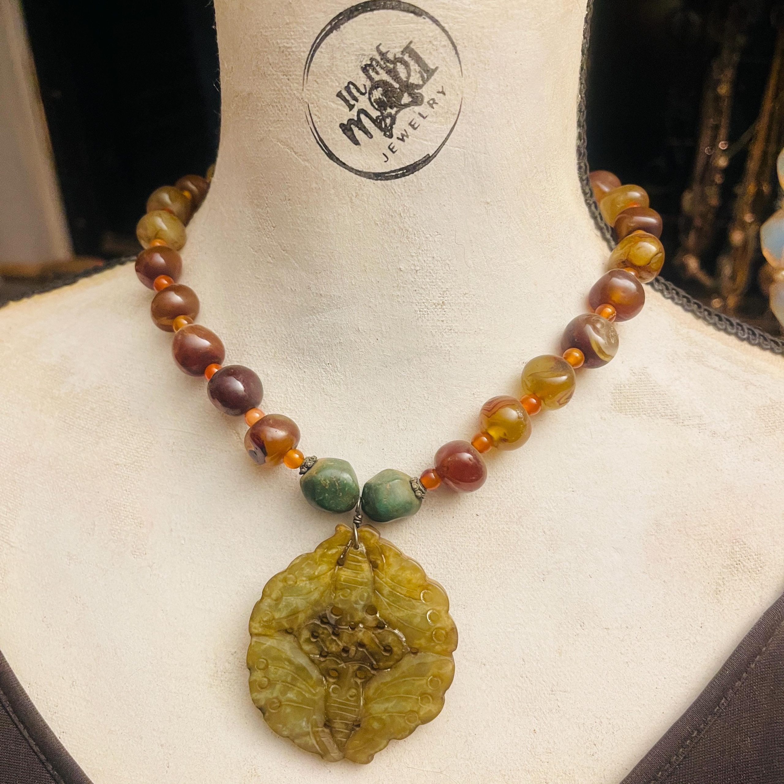 Carved Jade Lotus Pendant Necklace with Vintage Agate Strand - Image 4