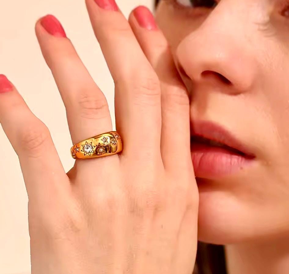 Vintage Gypsy set moon and stars ring heavy gold vermeil ring size 8