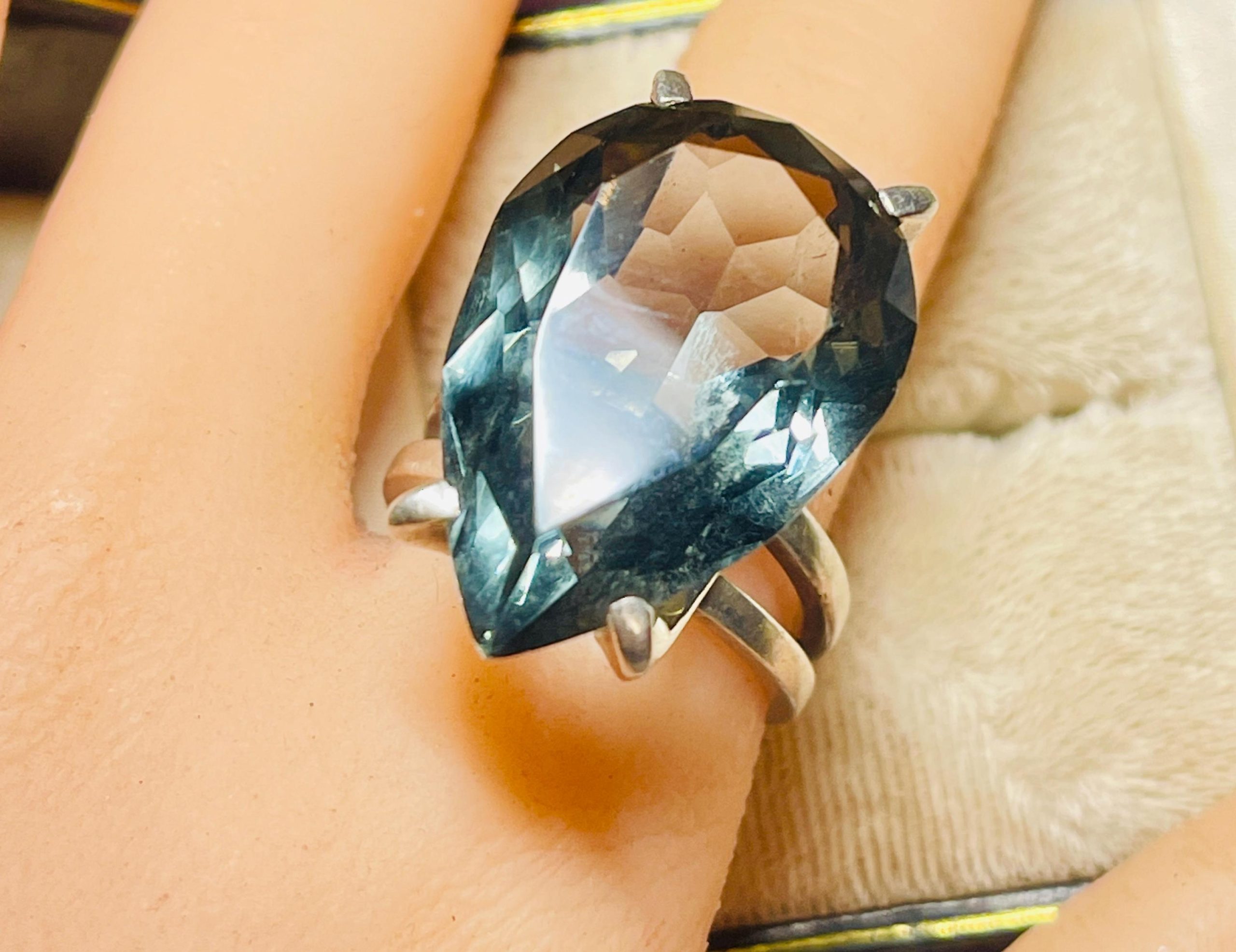 Smoky blue topaz ring: statement Sterling Silver ring, Size 9 - Image 4