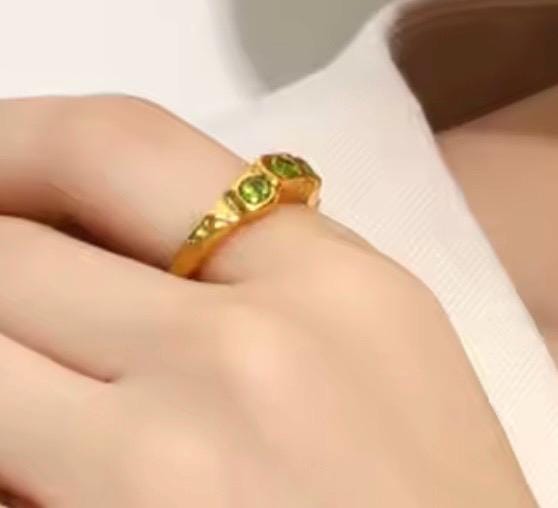 Green gemstone Ring: Organic 18K Gold, Faceted Green Stones, Artist Series - Image 7