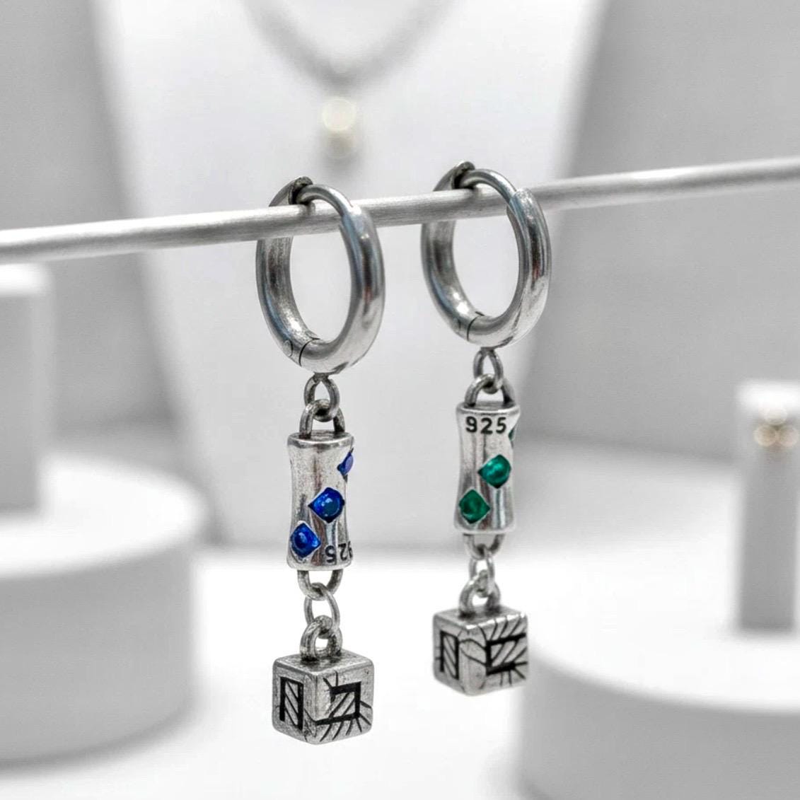 GUCCI Sterling Silver small Asymmetrical Earrings: vintage Tiny G drop dangles - Image 3