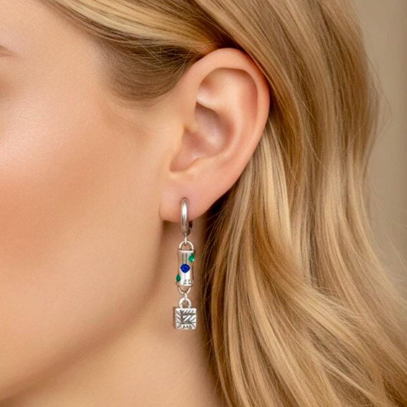GUCCI Sterling Silver small Asymmetrical Earrings: vintage Tiny G drop dangles - Image 2