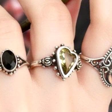 Green Sterling Silver Adjustable Vintage Heart Peridot Ring - Image 5