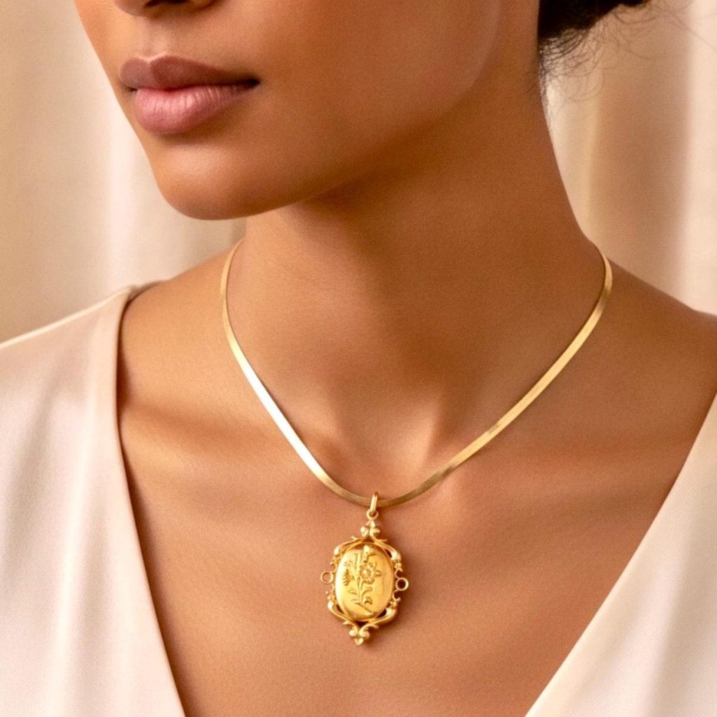 18k solid Yellow Gold Milor  Necklace -  Vintage Victorian Locket Jewelry