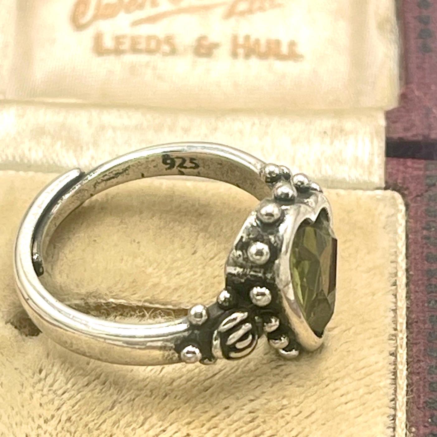 Green Sterling Silver Adjustable Vintage Heart Peridot Ring - Image 10
